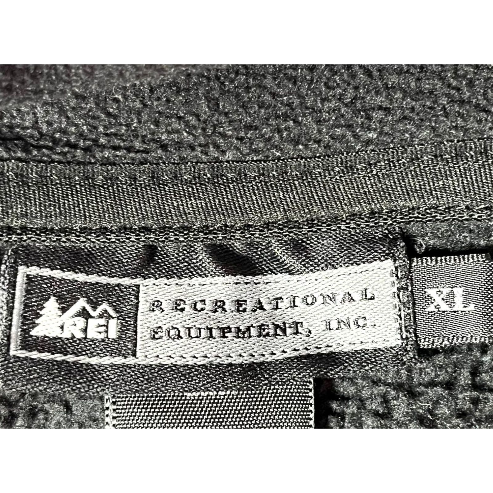 Vintage REI Black Fleece Full Zip Sweatshirt Men's XL Size US XL / EU 56 / 4 - 7 Thumbnail
