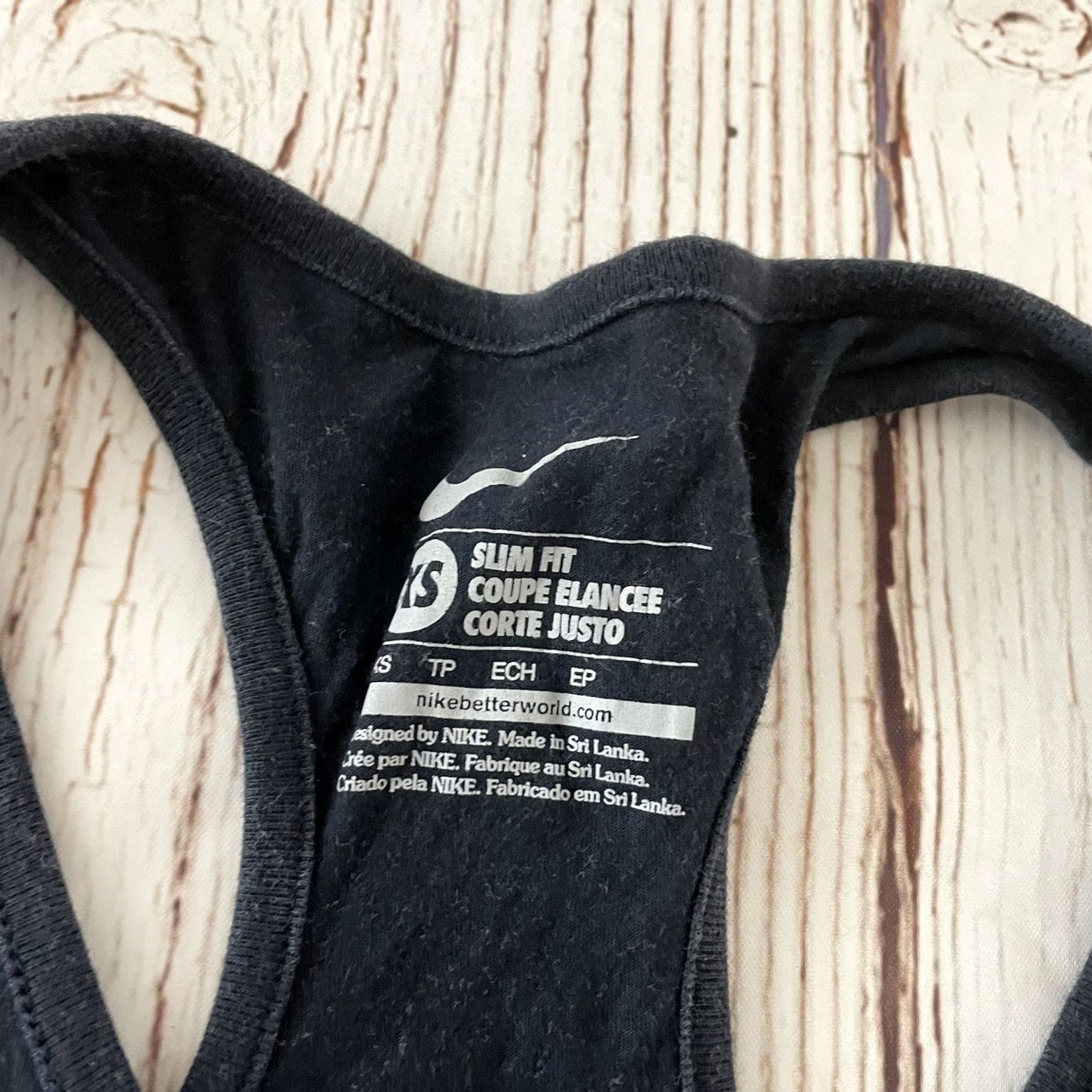 Nike Nike Racer Back Slim Fit Athletic Tank Top Women XS Black Pink Tank Shirt Slimmer Racerback Activewear Nike Racer XS Womens Size XS / US 0-2 / IT 36-38 - 2 Thumbnail