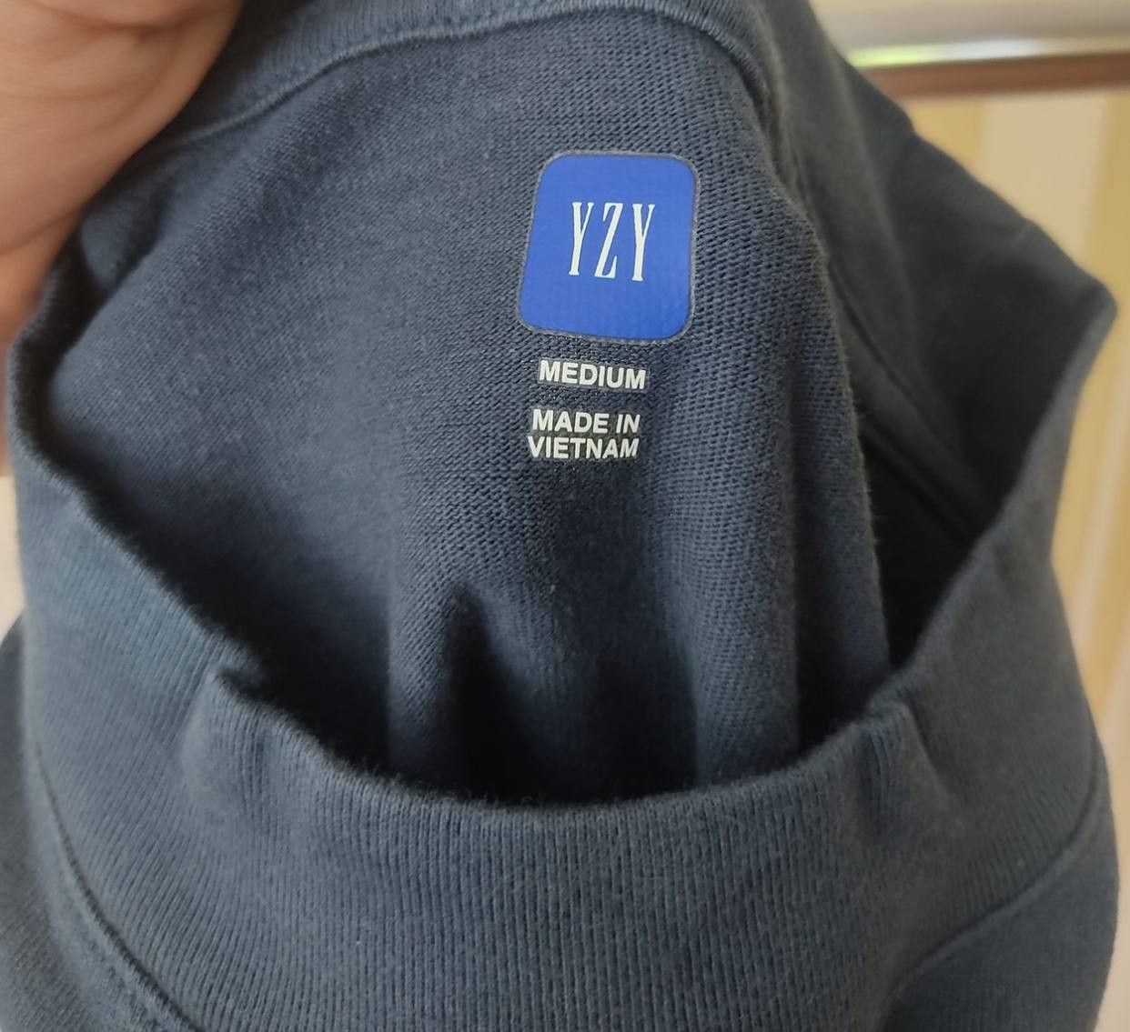 Balenciaga Yeezy Gap Balenciaga M long sleeve Size US M / EU 48-50 / 2 - 5 Thumbnail
