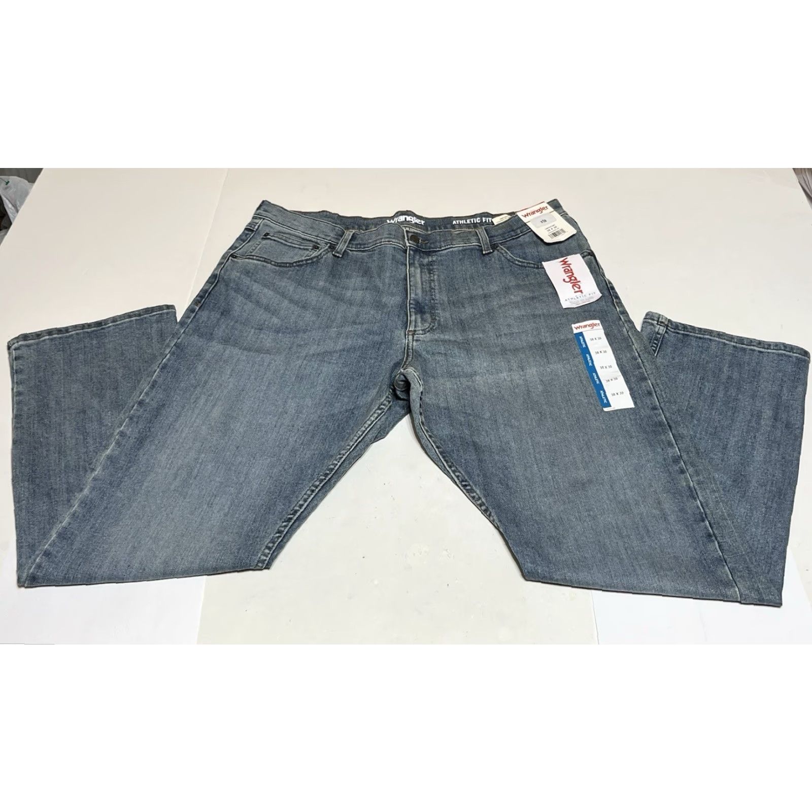 Wrangler Wrangler Athletic Fit Jeans Mens 38x30 Blue Denim 5-Pocket Zip Logo NWT Ridge Cowboy Casual Tapered Stretch Cotton Blend Jeans Shirt? Size US 38 / EU 54 - 2 Thumbnail