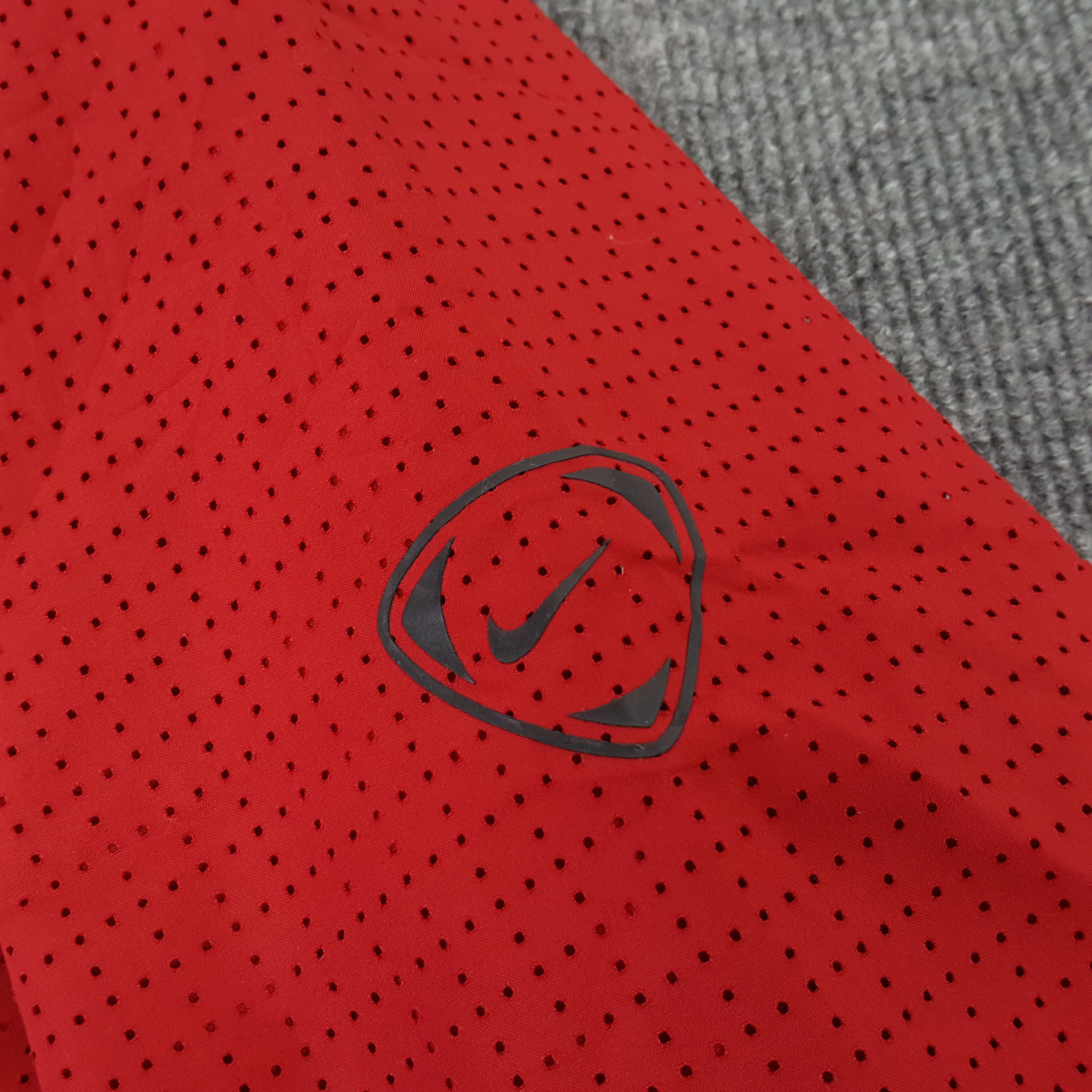 Nike × Vintage Nike X Manchester United Sportwear Jacket Size US S / EU 44-46 / 1 - 8 Thumbnail