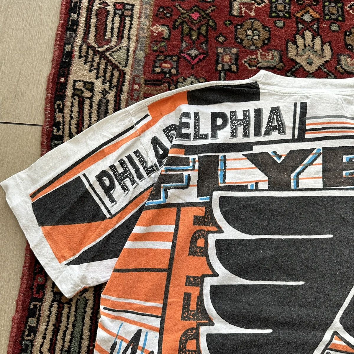 Vintage Vintage 1992 Philadelphia Flyers All Over Print Tee XL NHL Size US XL / EU 56 / 4 - 10 Thumbnail