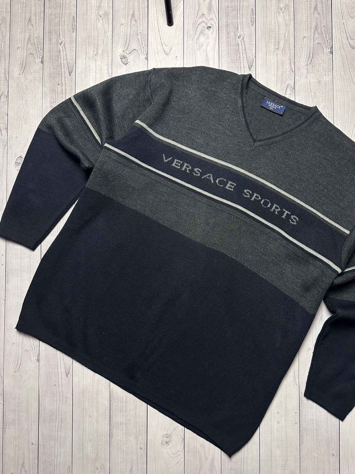 Versace × Vintage Vintage Versace sport sweater size XXL logo rare Size US XXL / EU 58 / 5 - 3 Thumbnail