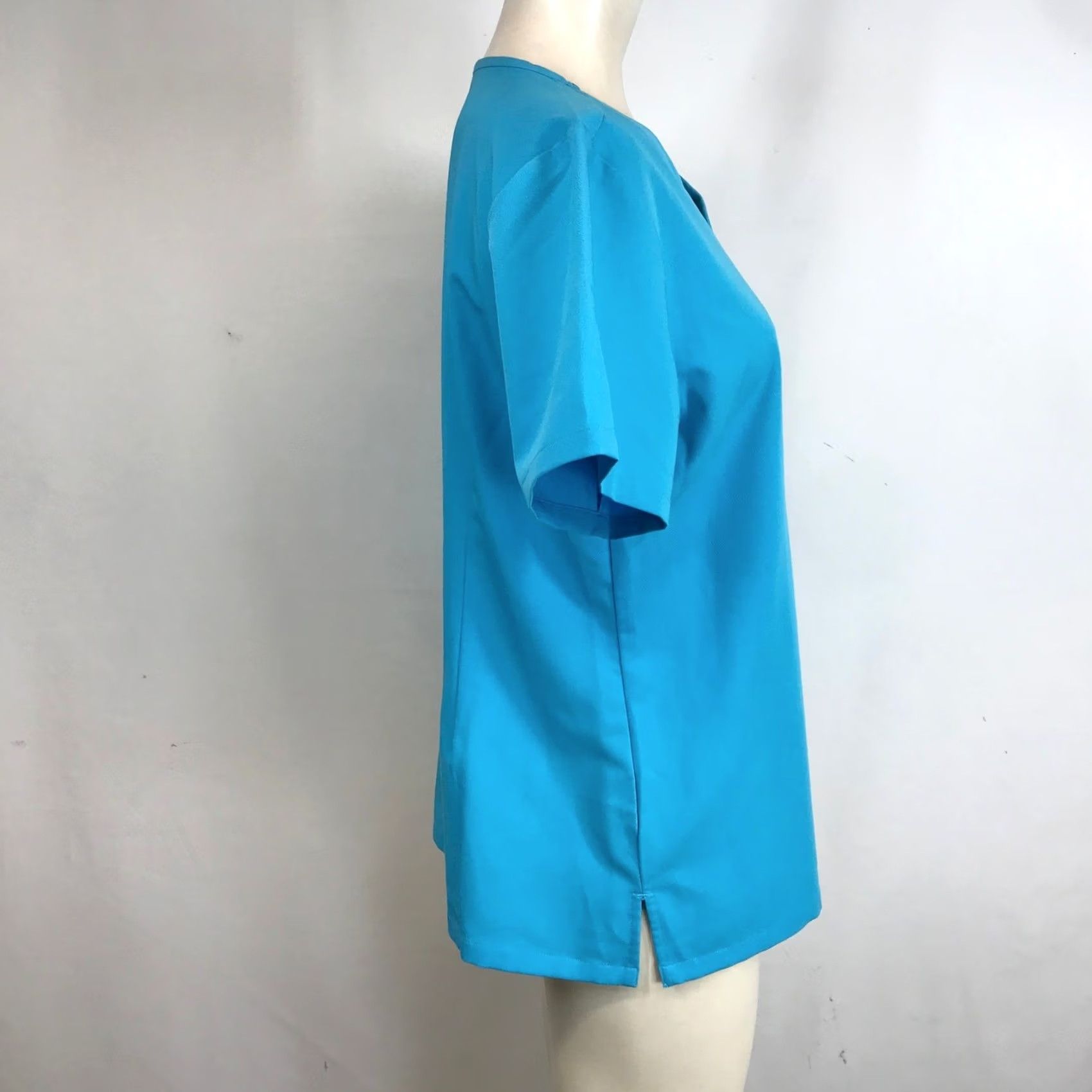 Vintage Mandala Blue V Neck Scrub Top Woven Equa Tek Technology Size M Women Size M / US 6-8 / IT 42-44 - 4 Thumbnail