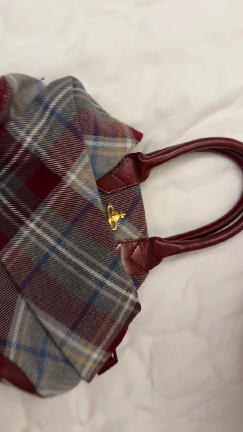 Vivienne Westwood vivienne westwood size os An old red and blue checkered bow Size ONE SIZE - 1 Thumbnail
