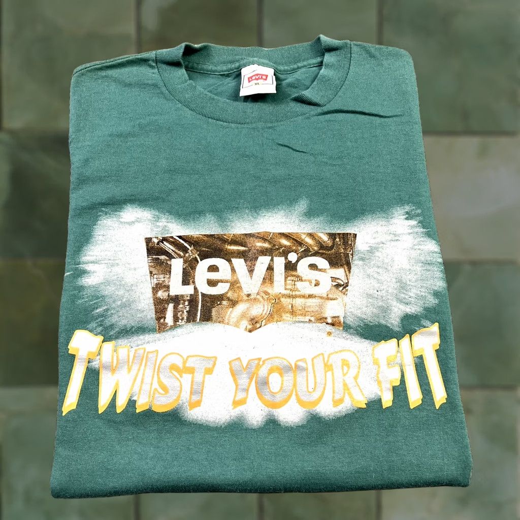 Levi's VINTAGE Levi’s Graphic Tee Shirt XS? Size US XL / EU 56 / 4 - 1 Thumbnail