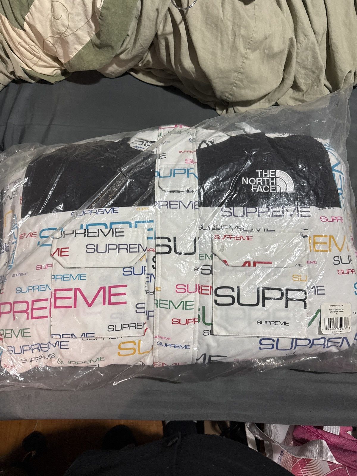 Supreme × The North Face Supreme The North Face Coldworks 700- Fill Down Parka Size US M / EU 48-50 / 2 - 2 Thumbnail