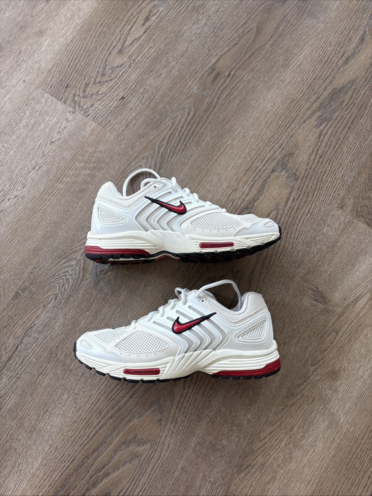 Nike Nike Air Pegasus 2K5 Size 9 coconut milk red Size US 9 / EU 42 - 1 Thumbnail