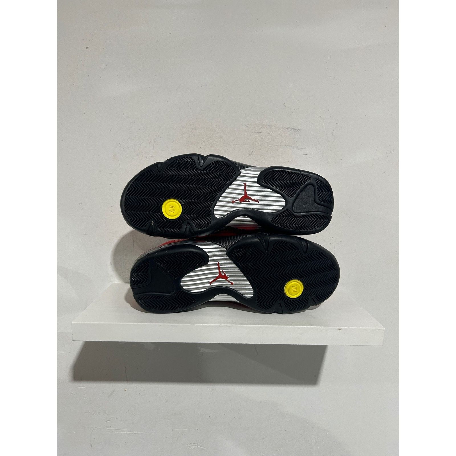Nike JORDAN 14 RETRO FERARI SIZE 10 NEW Size US 10 / EU 43 - 4 Thumbnail