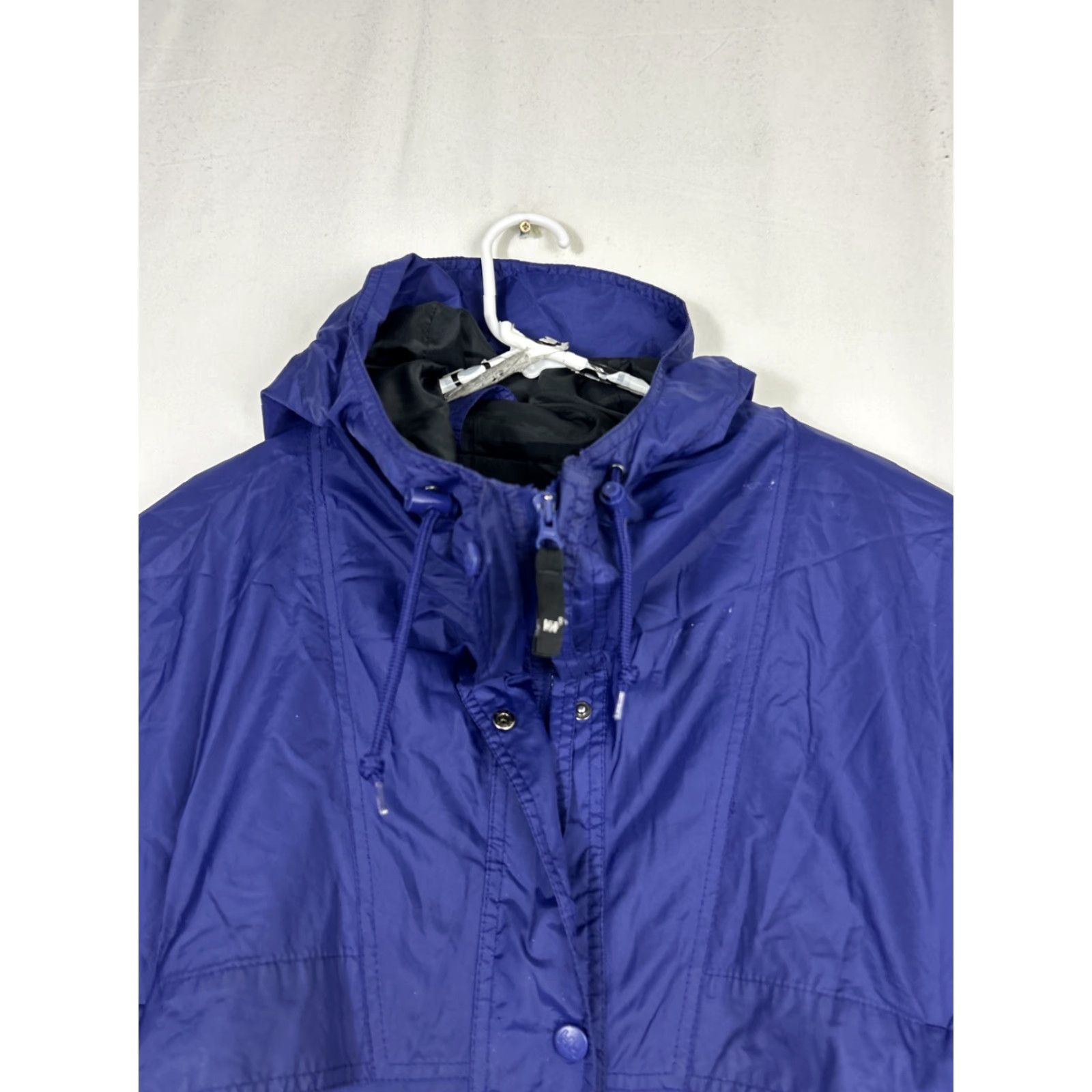 Helly Hansen VINTAGE Helly Hansen Mens Jacket Rain Coat Packable Blue L Size Small Holes Vented Size US L / EU 52-54 / 3 - 3 Thumbnail