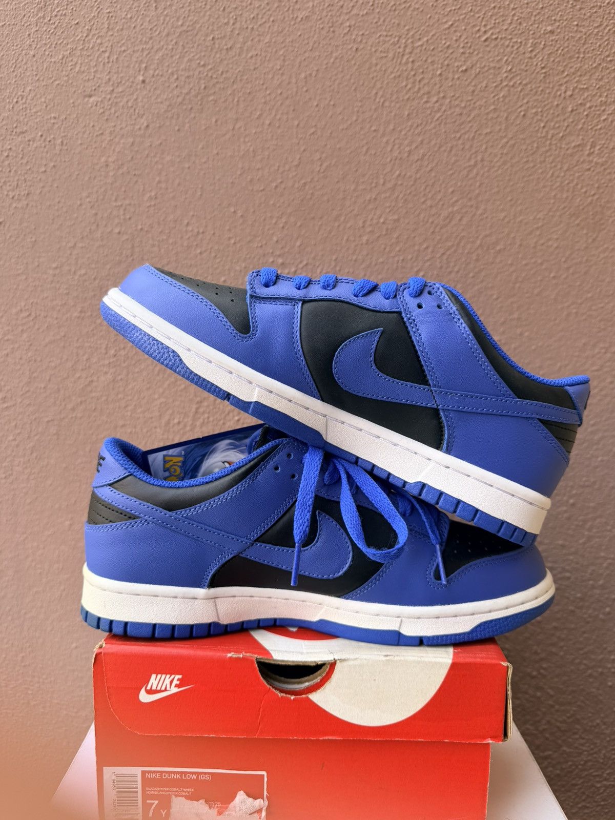Nike Nike Dunk Low Retro Hyper Cobalt Black Sneakers Size 7Y Size US 7 / EU 40 - 6 Thumbnail