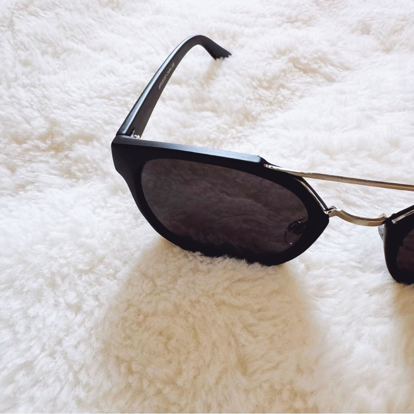 Other Alina Black Bold Round Sunglasses Size ONE SIZE - 5 Thumbnail