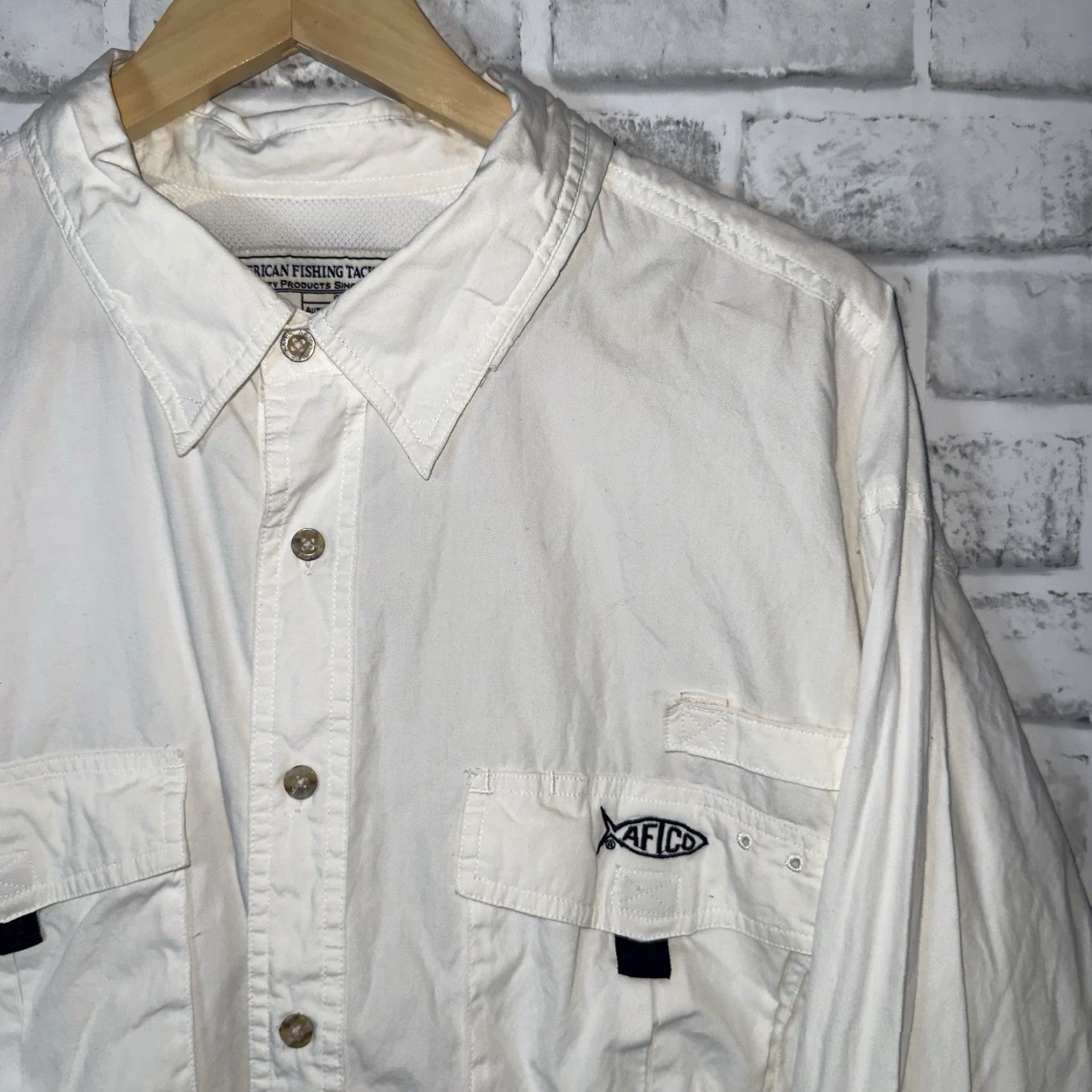 CO VINTAGE American Fishing Tackle Co VTG Vented Button-Down Fishing Shirt Mens XL White Fish Theme AFTCO Button-Up Long Sleeve Regular Fit Size US XL / EU 56 / 4 - 2 Thumbnail