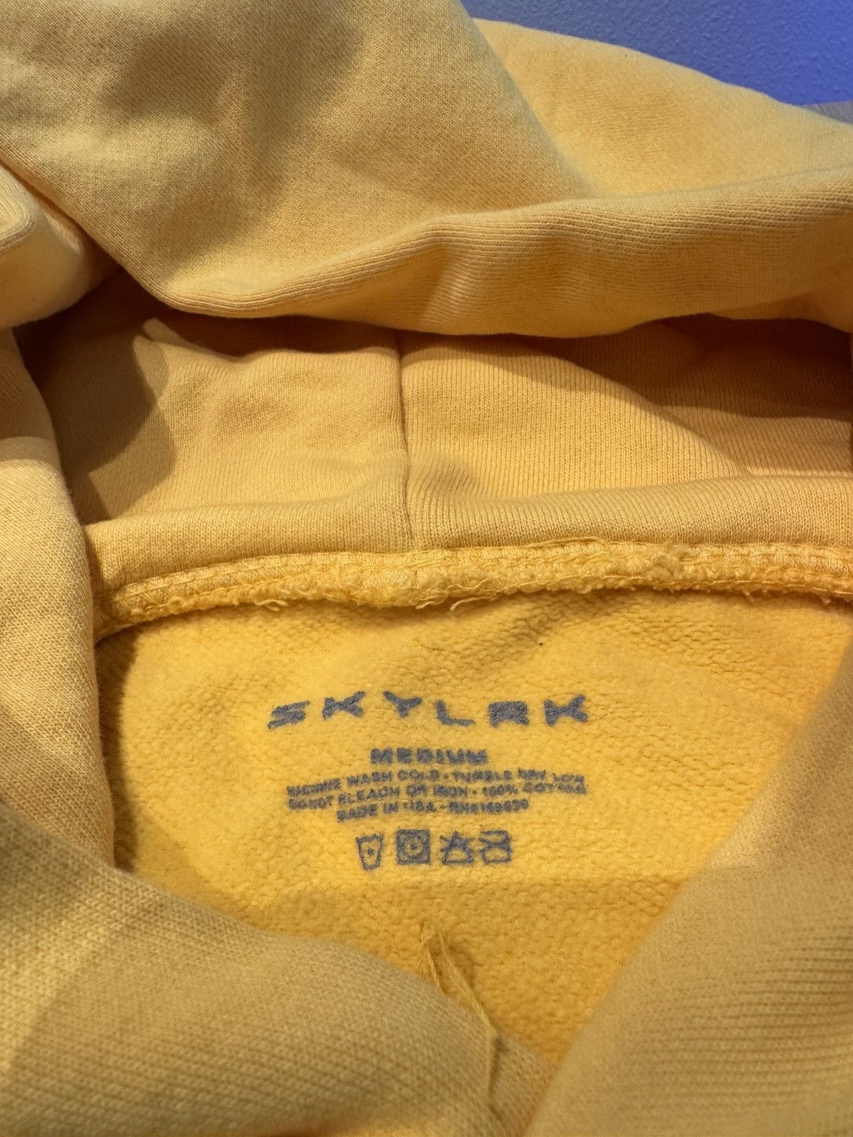 SKYLRK Official Coachella Hoodie Stadium Tour Yellow 2026 SKYLRK Size US M / EU 48-50 / 2 - 4 Thumbnail