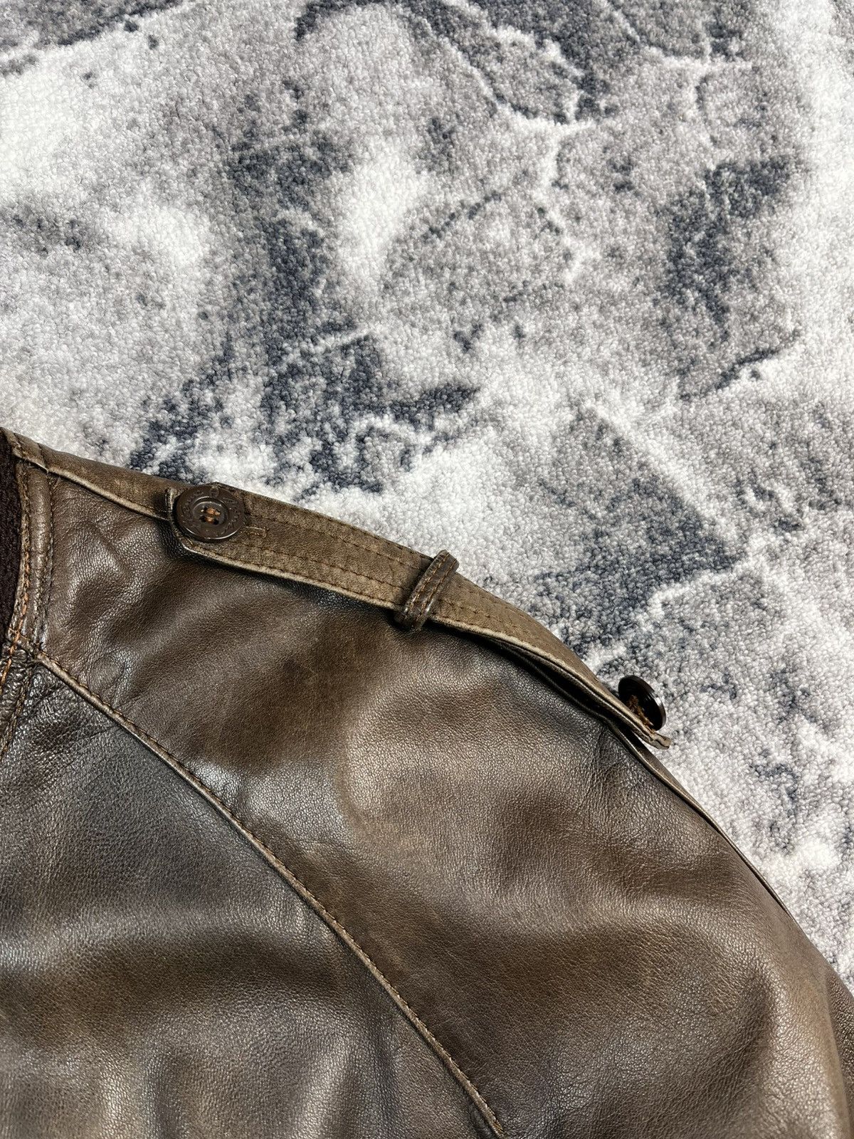 Leather Vintage Leather Bomber Jacket / Brown / Ribbed Trim / Men’s Size US L / EU 52-54 / 3 - 8 Thumbnail