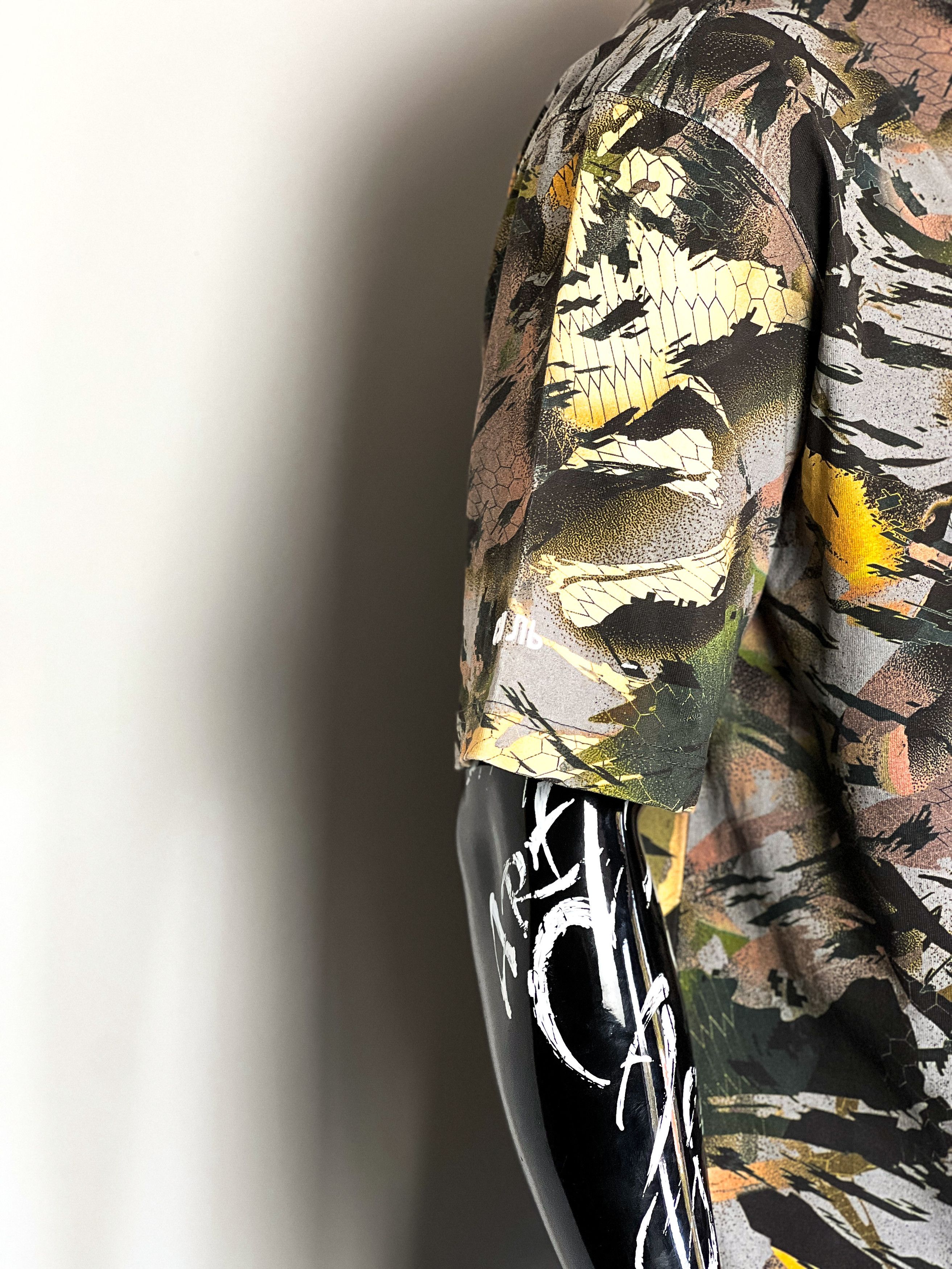 Heron Preston Heron Preston Multicolor Camo Style Turtleneck T-Shirt Size US M / EU 48-50 / 2 - 13 Thumbnail