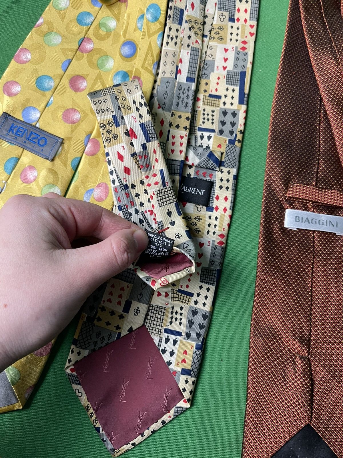Kenzo × Vintage × Yves Saint Laurent lot of 5 vintage tie Burberrys, YSL, KENZO, made in Italy Size ONE SIZE - 8 Thumbnail