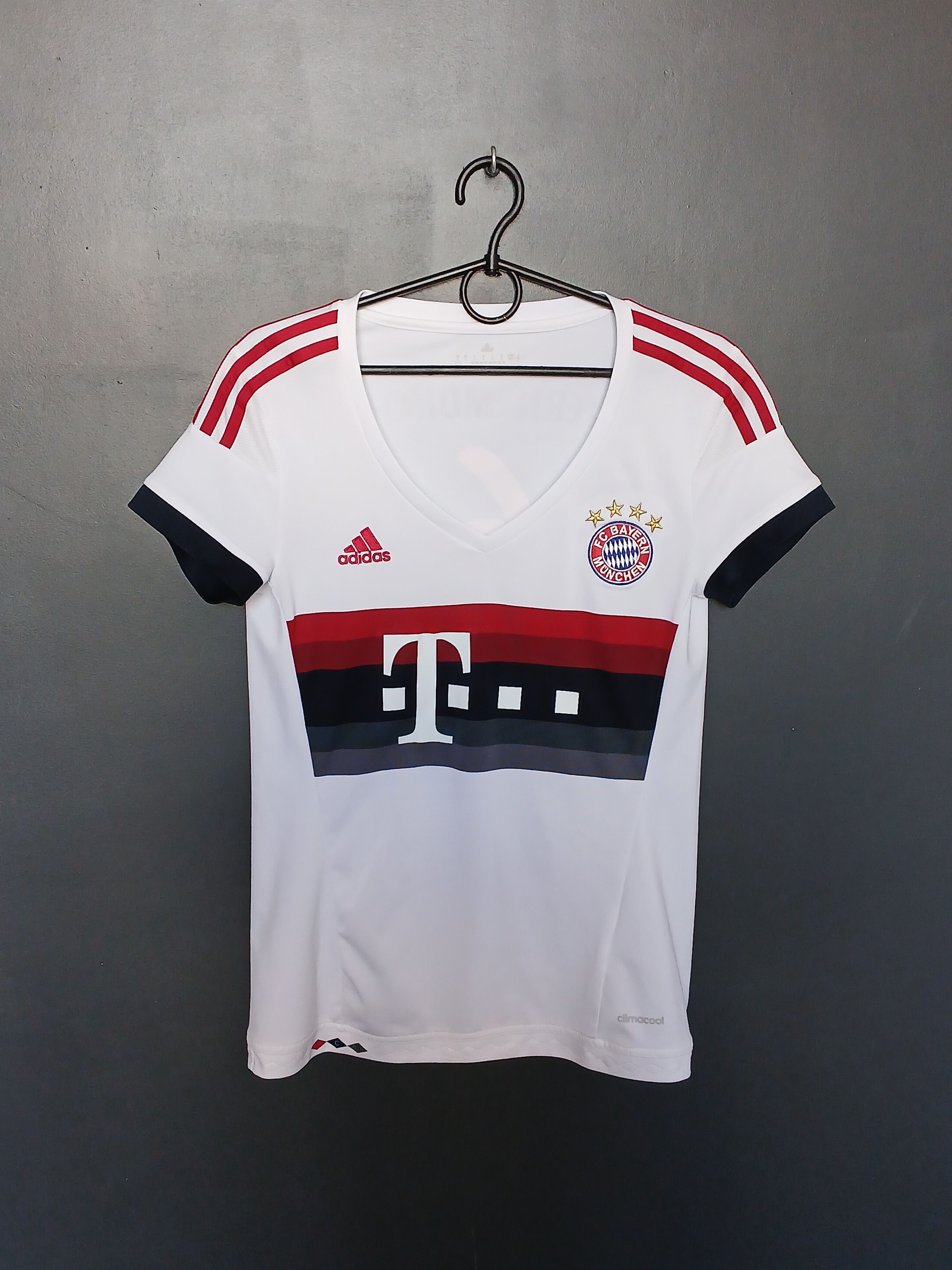 Adidas Bayern Munich Football Jersey T-Shirt Size S / US 4 / IT 40 - 1 Thumbnail