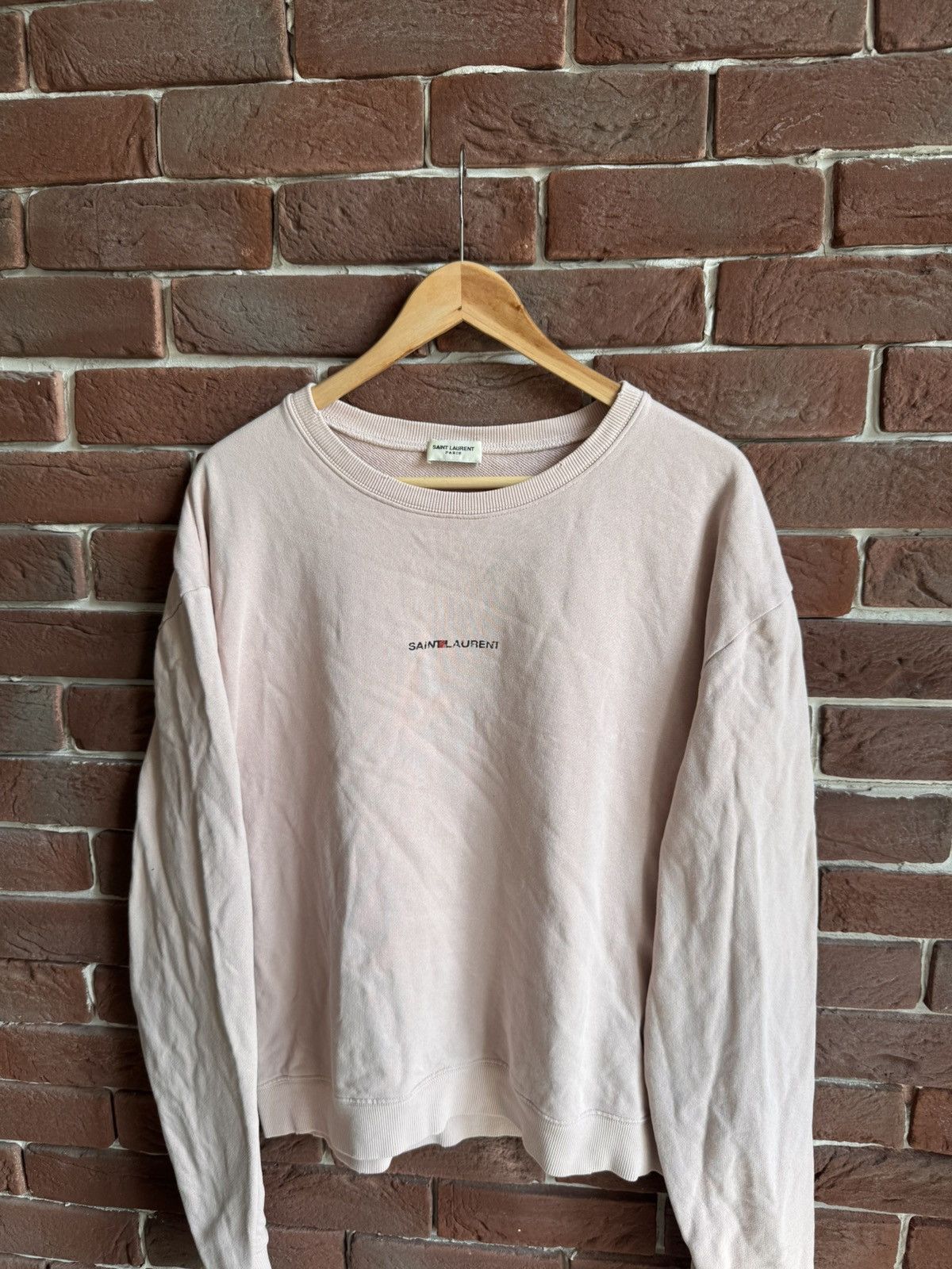 Designer × Saint Laurent Paris SLP Saint Laurent Distressed Center Logo Ash Pink Crewneck M Size US M / EU 48-50 / 2 - 4 Thumbnail