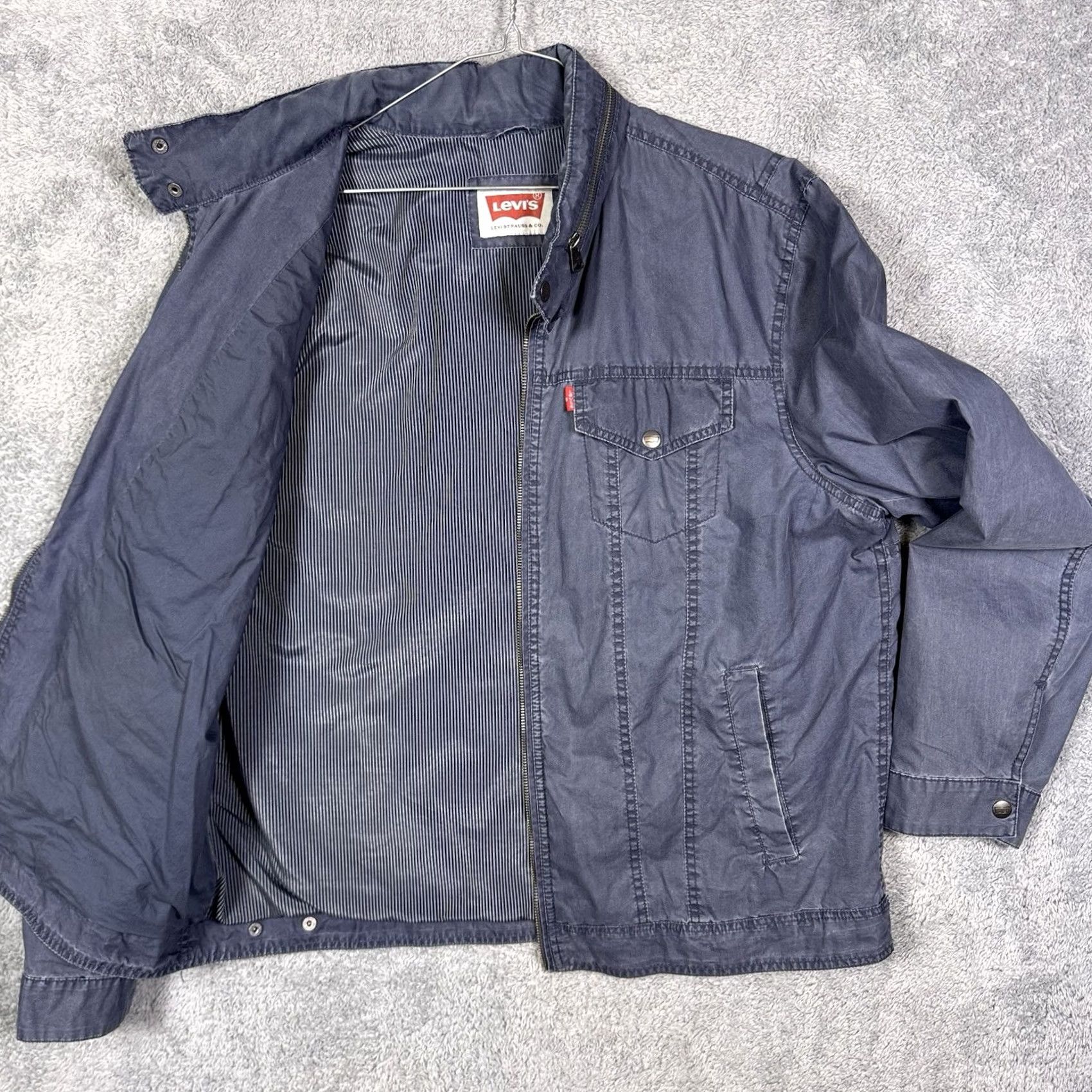 Levi's Levi's Trucker Jacket Men XL Field Chore Canvas Full Zip Stow Hood Hickory Stripe Size US XL / EU 56 / 4 - 2 Thumbnail