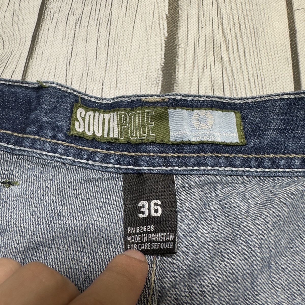 Southpole × Vintage Vintage Southpole jean shorts Size US 36 / EU 52 - 5 Thumbnail