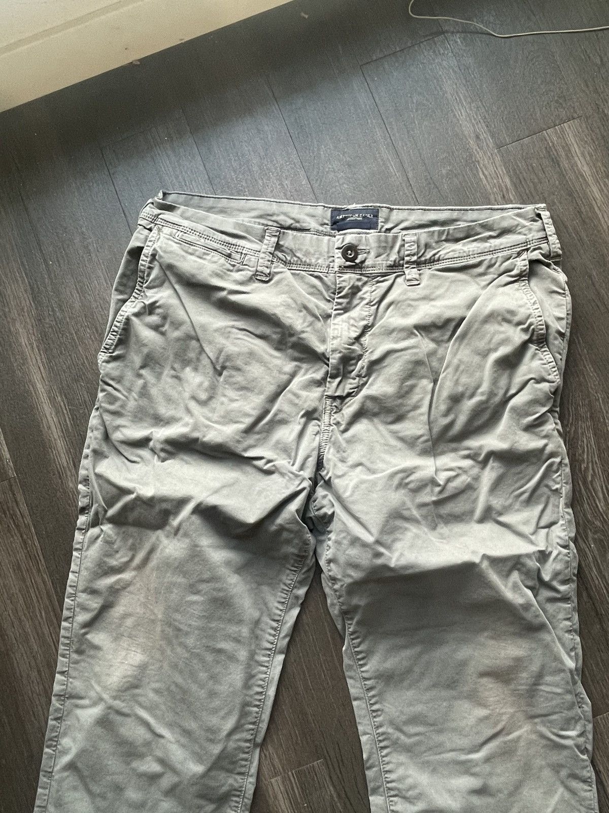 American Eagle Outfitters Minimalist grey cargo pants Size US 30 / EU 46 - 2 Thumbnail
