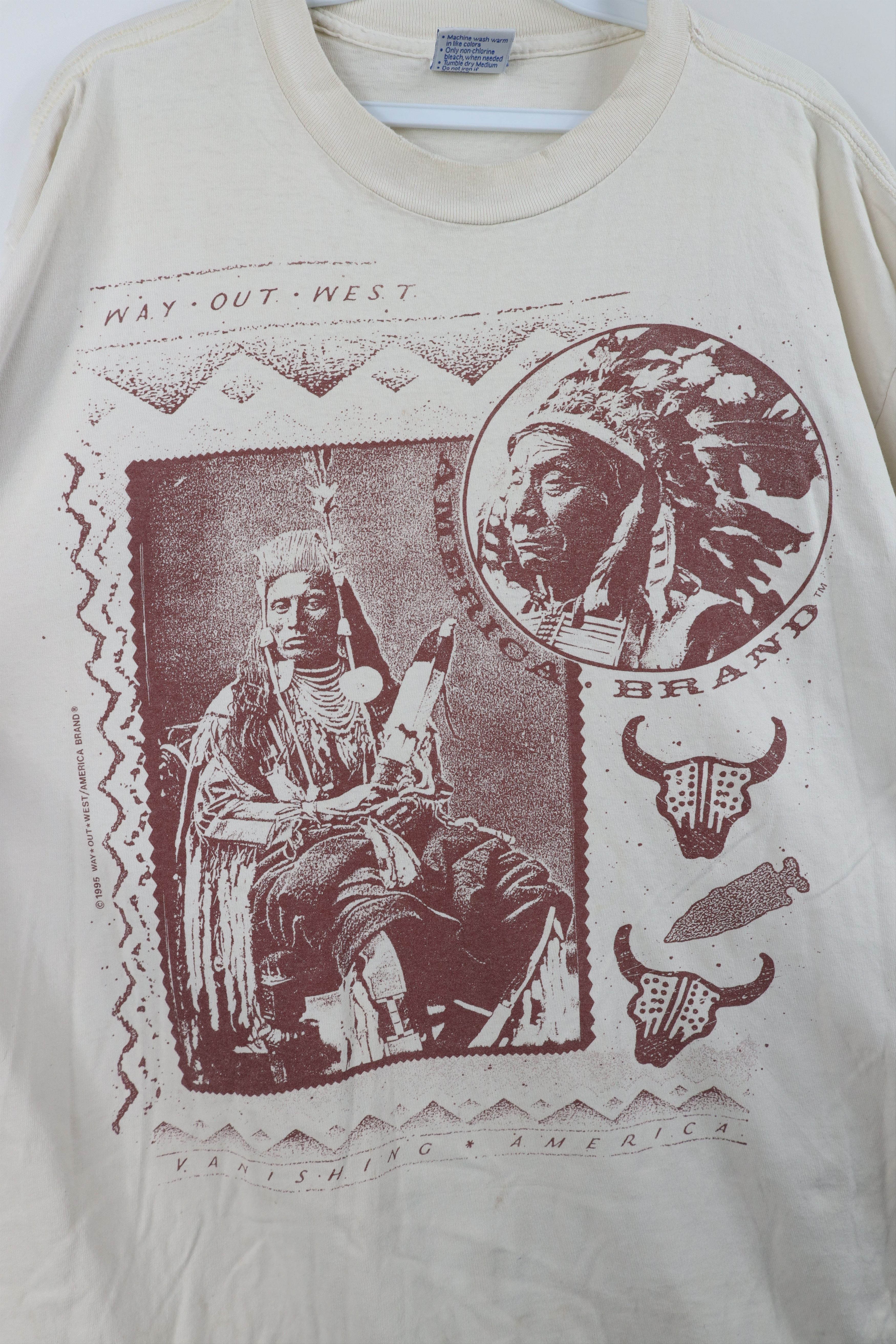 Vintage Vintage 90s Streetwear Indian All Over Print T-Shirt USA Size US XL / EU 56 / 4 - 4 Thumbnail