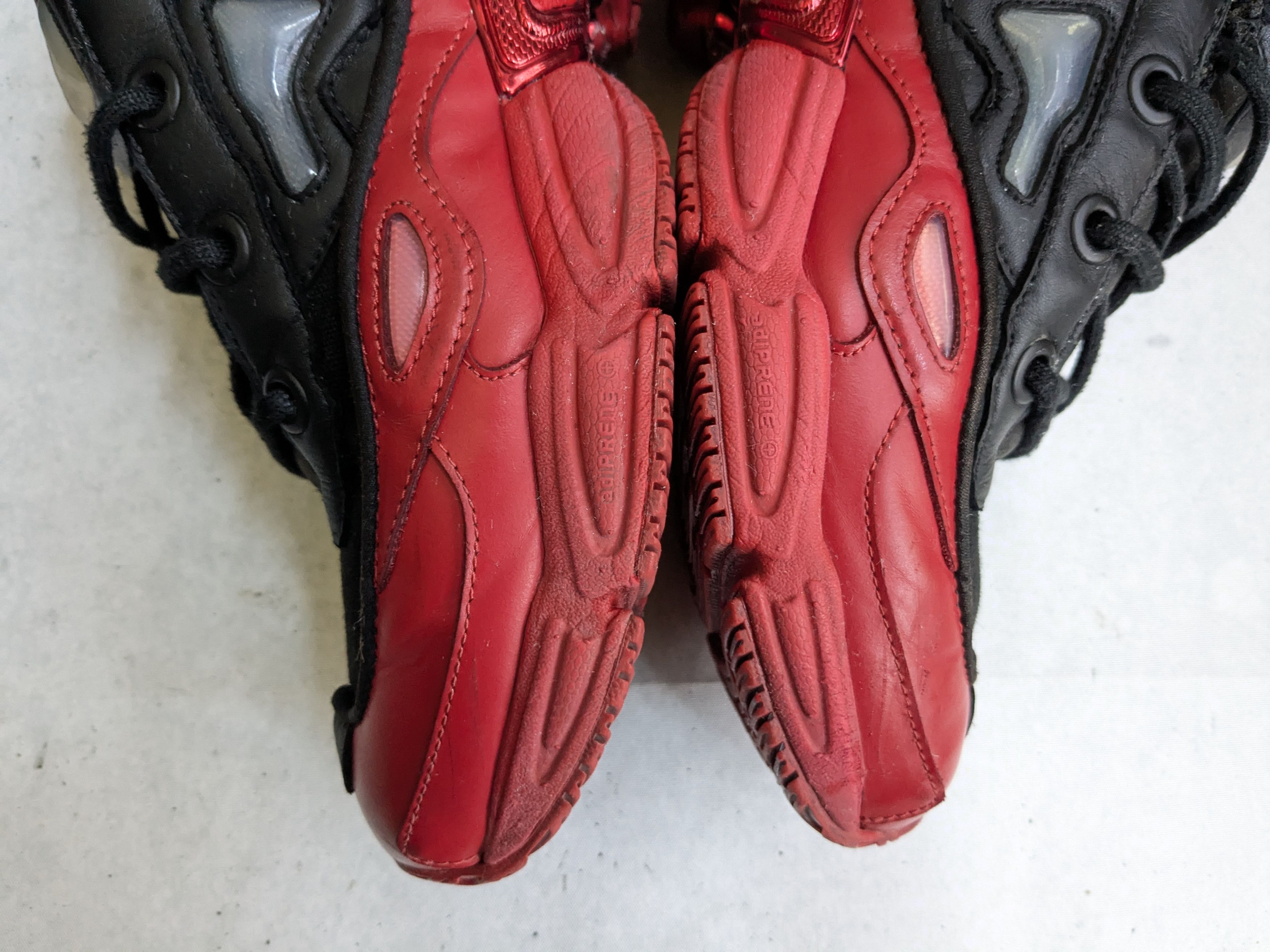 Raf Simons Adidas Raf Simons Ozweego 3 Black Scarlet Red DA8775 9.5 Size US 9.5 / EU 42-43 - 9 Thumbnail
