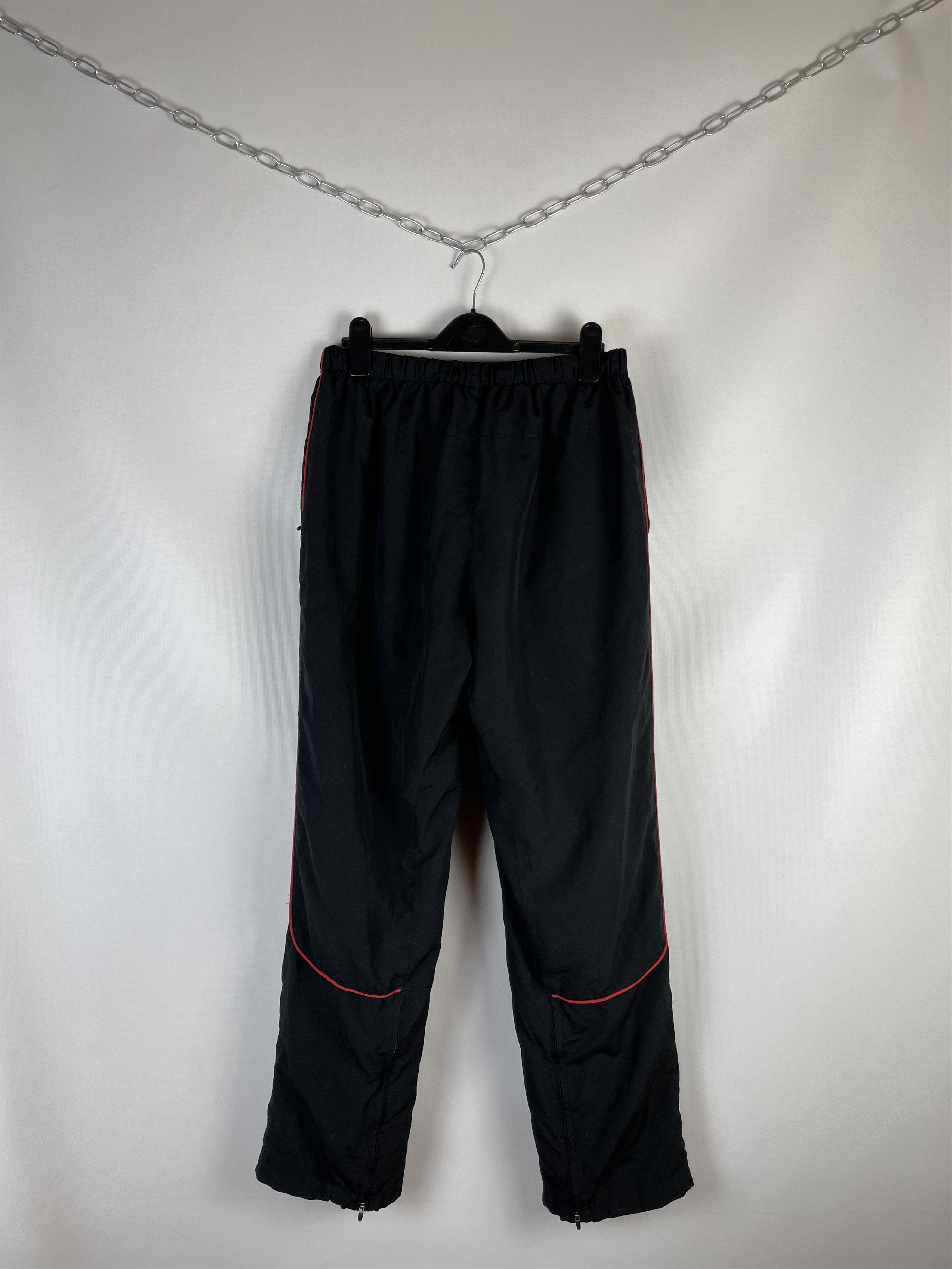 Umbro Umbro Manchester United nylon track pants vintage baggy Size US 34 / EU 50 - 3 Thumbnail