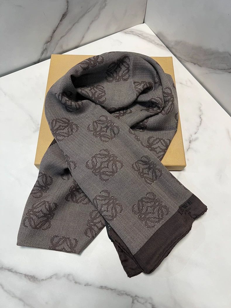 Loewe LOEWE Long thin scarf with brown patch logo. 70% wool and Size ONE SIZE - 3 Thumbnail