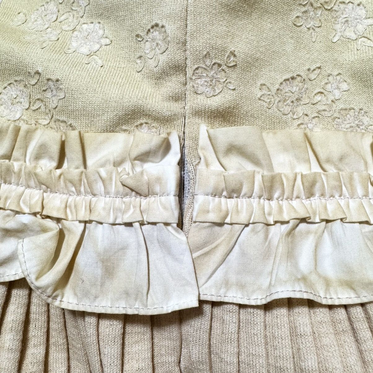 Chanel Authentic runway, Chanel COCO flower, frill, gradient dress, Size XS / US 0-2 / IT 36-38 - 15 Thumbnail