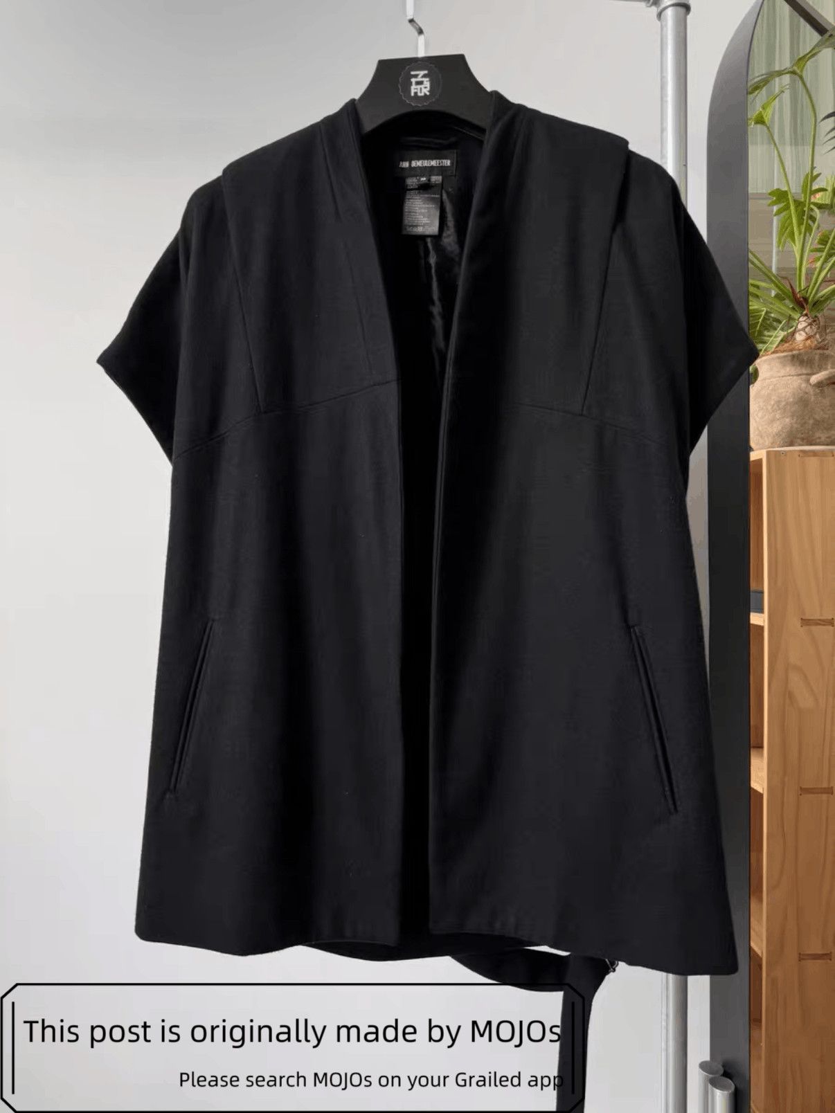 Ann Demeulemeester Ann Demeulemeester Sleeveless Wool Jacket mojos110118 Size US S / EU 44-46 / 1 - 1 Thumbnail