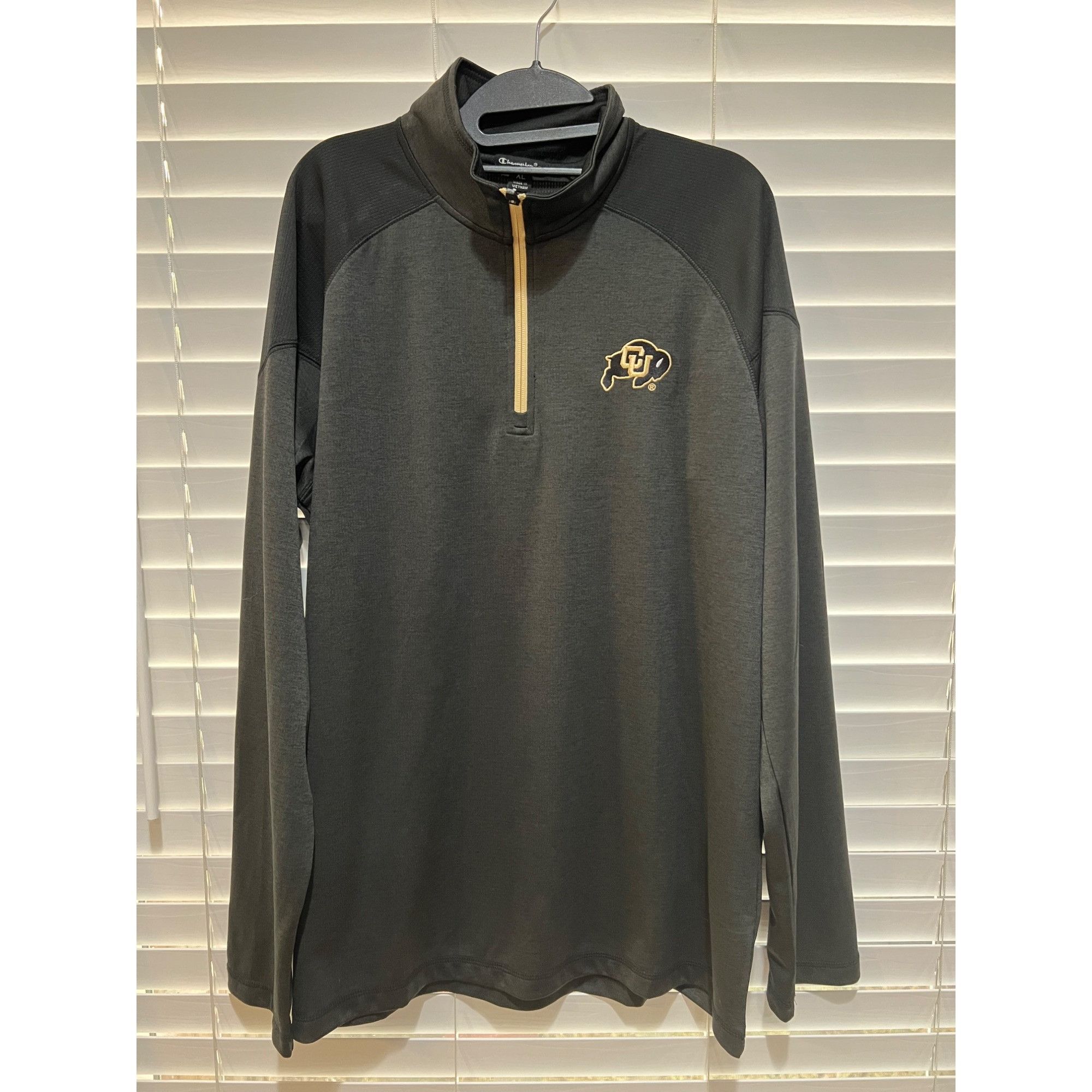 Champion Champion Colorado Buffalos 1/4 Zip Pullover - Size XL Size US XL / EU 56 / 4 - 1 Thumbnail