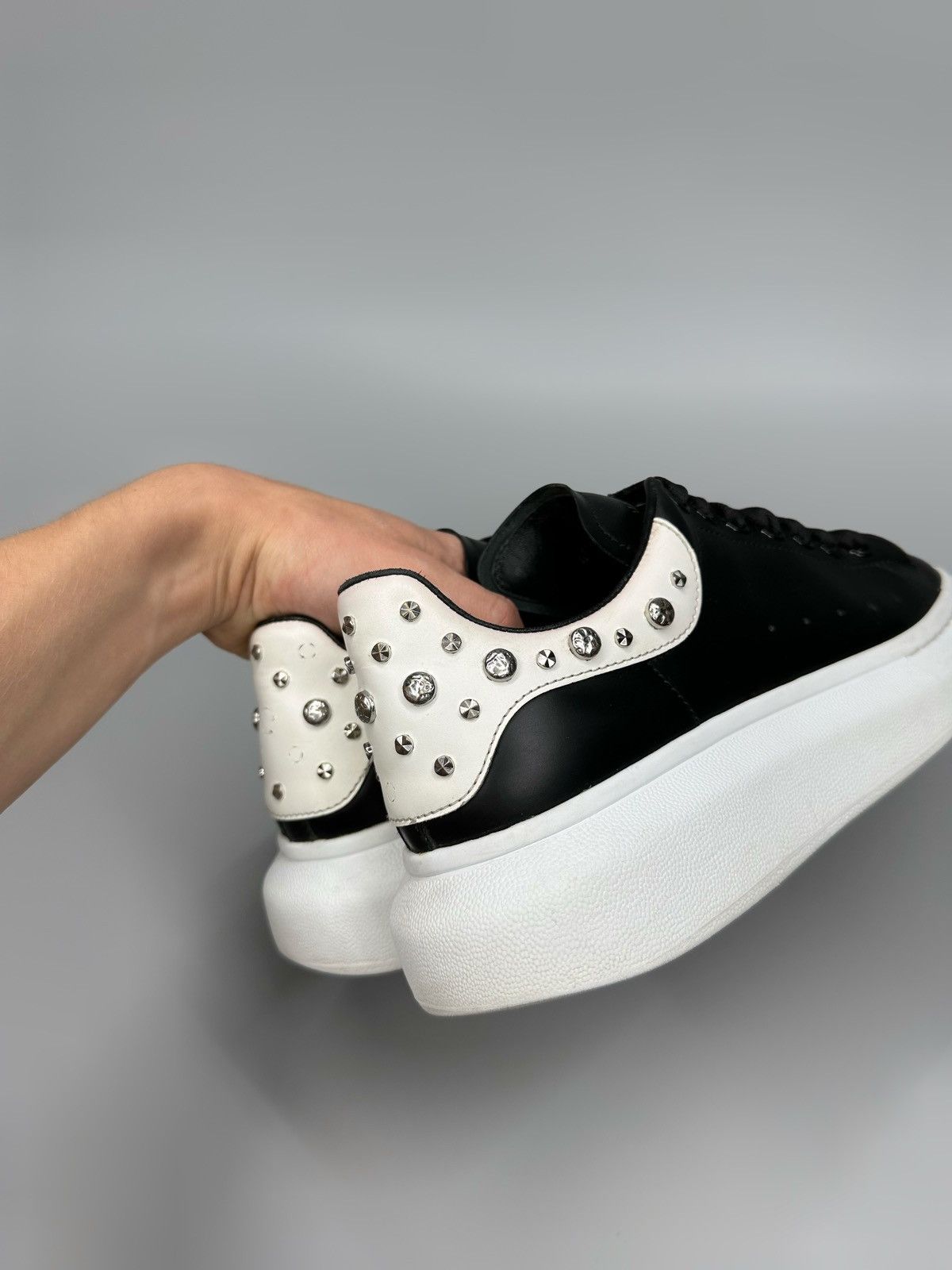 Alexander McQueen Alexander McQueen Studded Sneakers Owersized Size US 7 / EU 40 - 3 Thumbnail