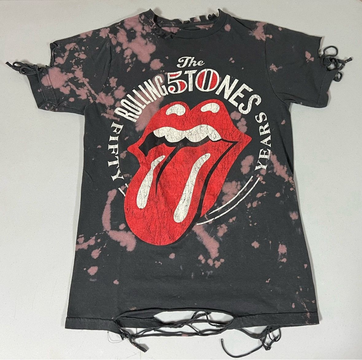 The Rolling Stones Black Acid-Wash ‘The Rolling Stones’ Band Tee Shirt Size S ⛓️ Size US S / EU 44-46 / 1 - 2 Thumbnail