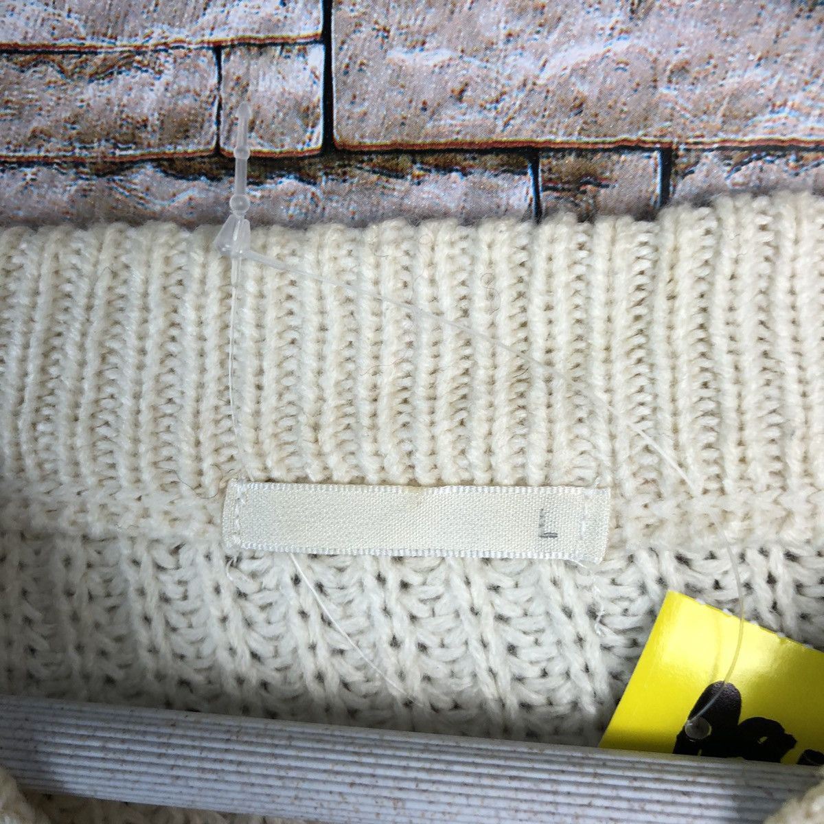 Aran Isles Knitwear × GU × Homespun Knitwear GU White aran isle cable Knitwear #A842 Size US L / EU 52-54 / 3 - 10 Thumbnail
