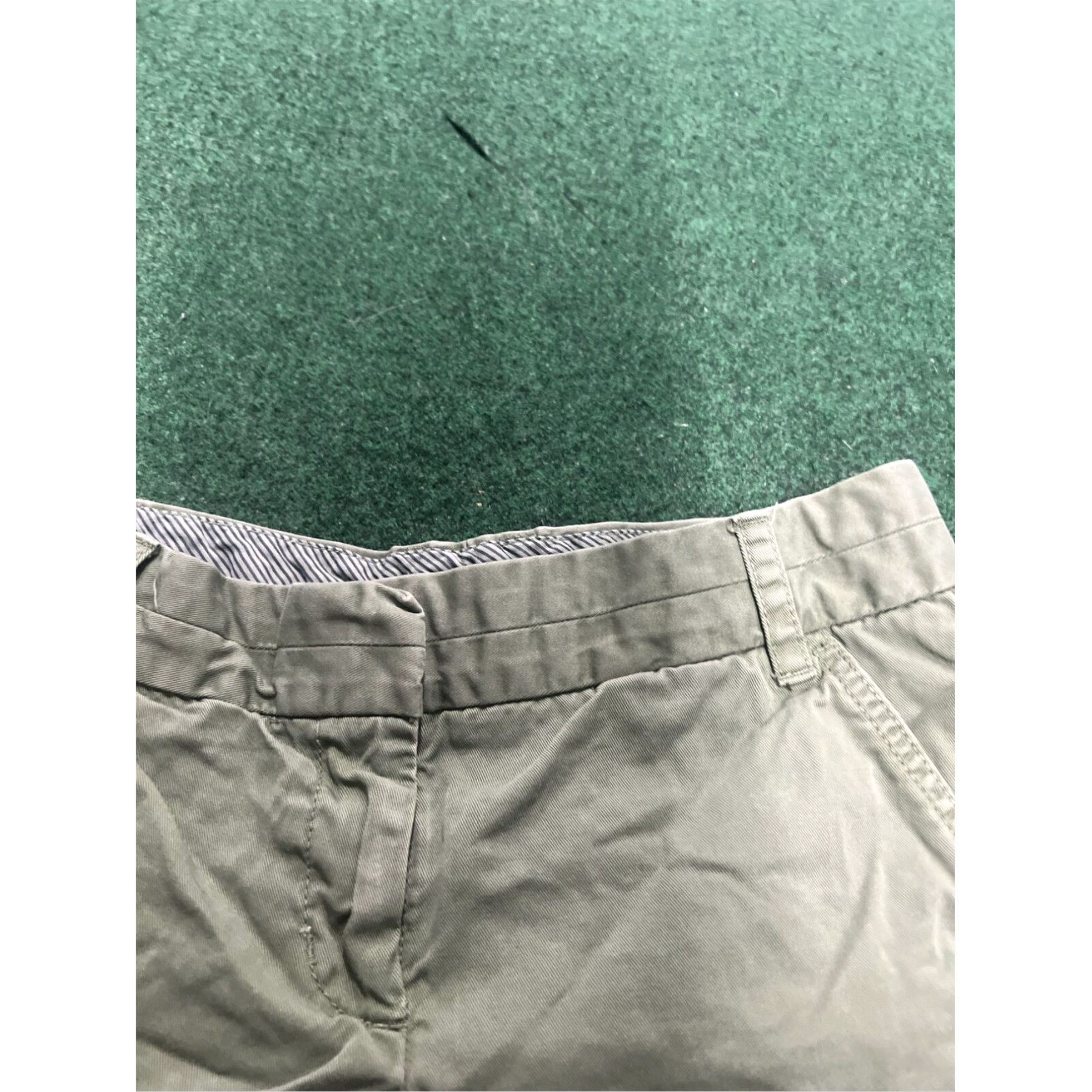 J.Crew J. Crew Broken In Chino Shorts Green Size 2 Mid Rise Cotton Size 26" / US 2 / IT 38 - 3 Thumbnail