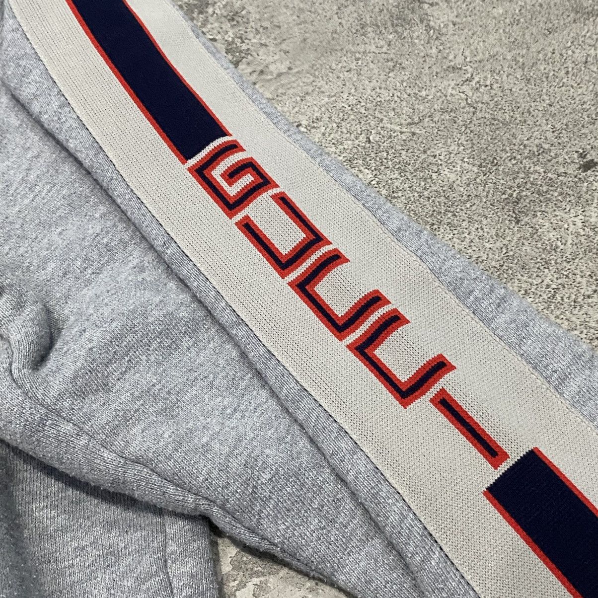 Gucci Gucci Taped Gray Crewneck Size US XL / EU 56 / 4 - 7 Thumbnail