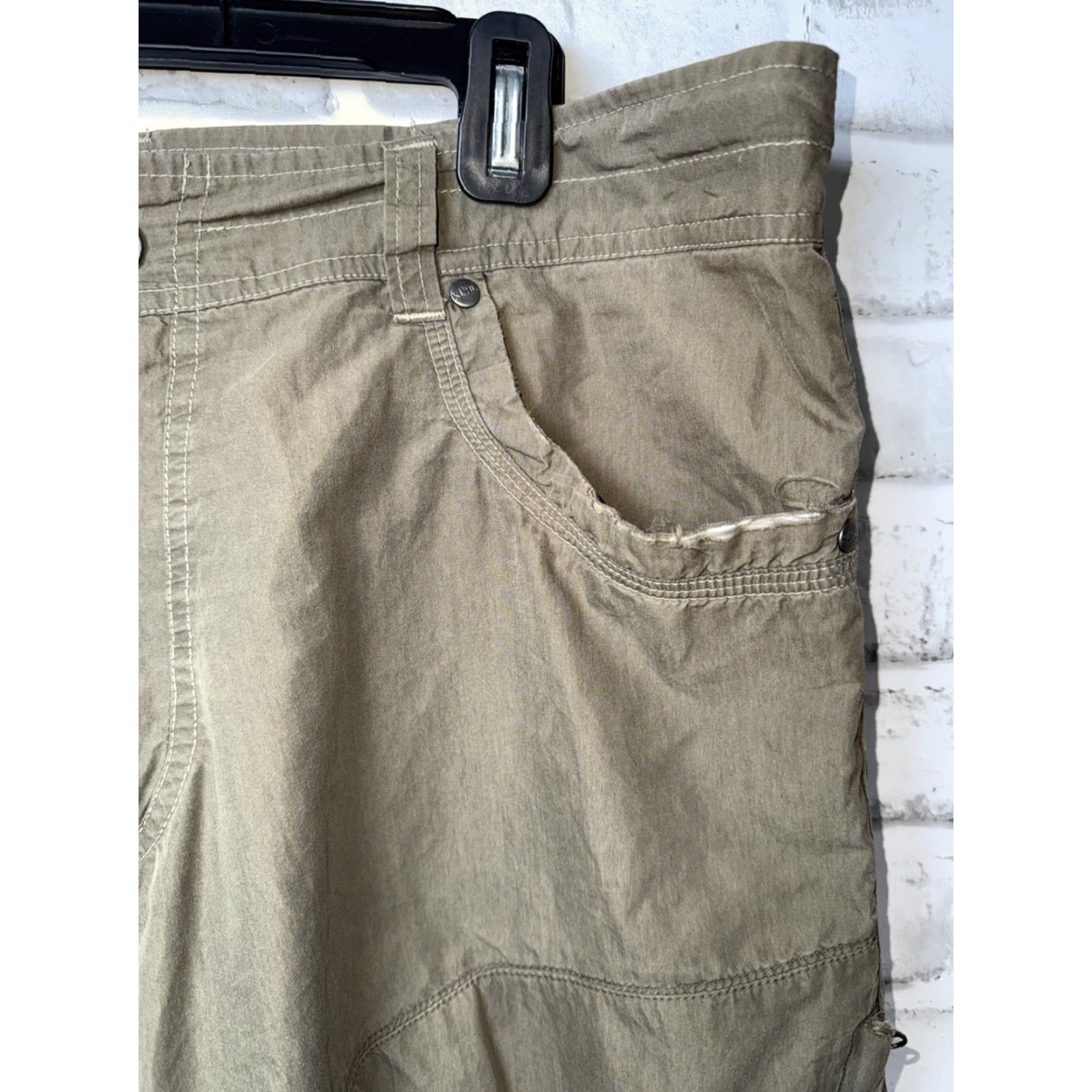 Vintage KUHL Cargo Hiking Pants Mens 38x32 Green Nylon Blend Cotton Size US 38 / EU 54 - 2 Thumbnail