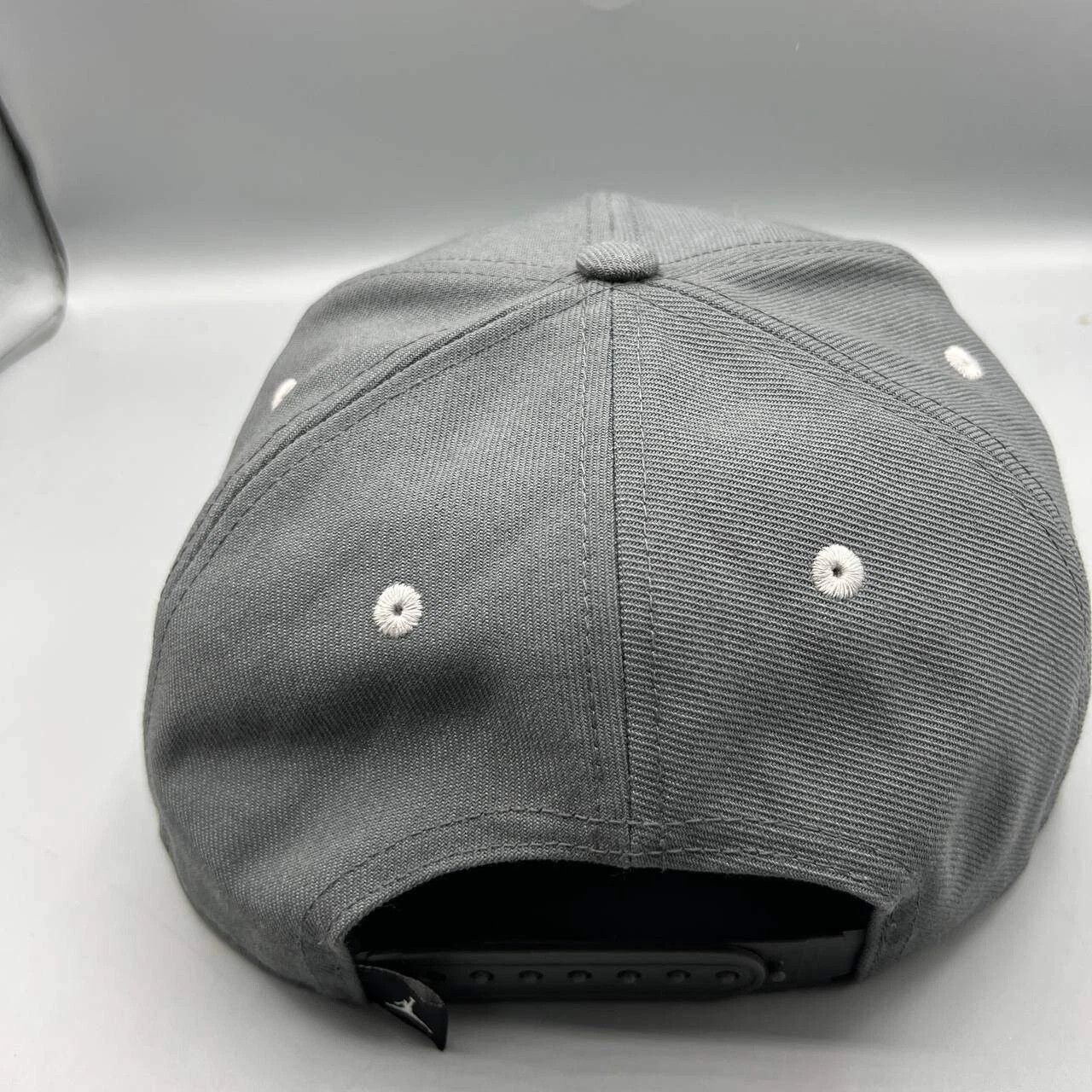 Jordan Brand Air Jordan 13 XIII Hat Men Embroidered Jumpman Snap Back Cap Size ONE SIZE - 3 Thumbnail