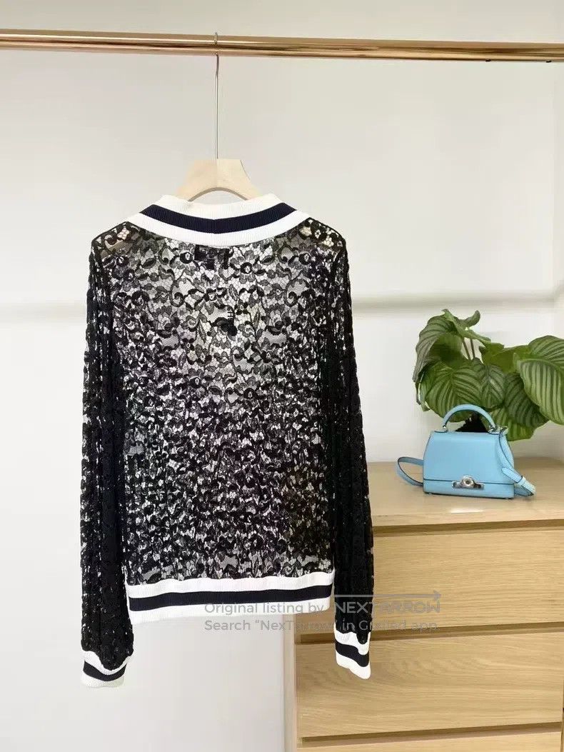 Chanel Chanel Black and white horizontal stripe V-neck lace flowe Size XS / US 0-2 / IT 36-38 - 2 Thumbnail