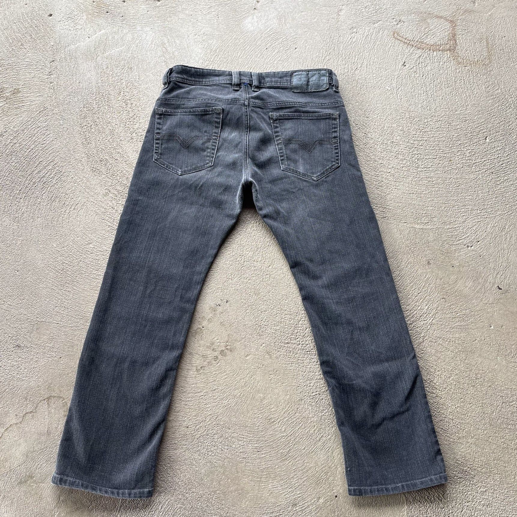 Diesel Diesel Jeans Men's 30x27 Gray Safado Straight Button Fly Denim Pants Regular Fit - Biker City Retro Embroidered Logo 27 Inseam Size US 30 / EU 46 - 5 Thumbnail