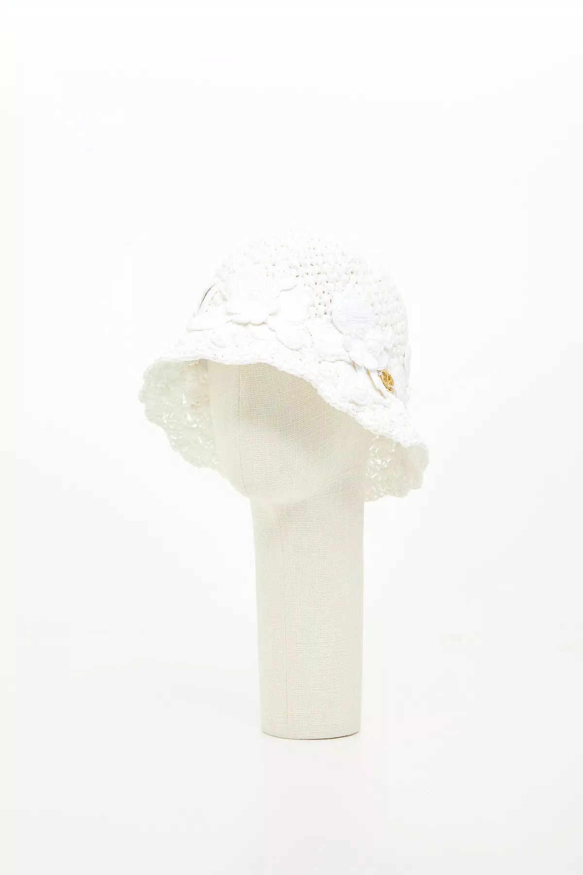 Valentino oc11z0725 Size:Small/ Hat in White Size ONE SIZE - 1 Preview