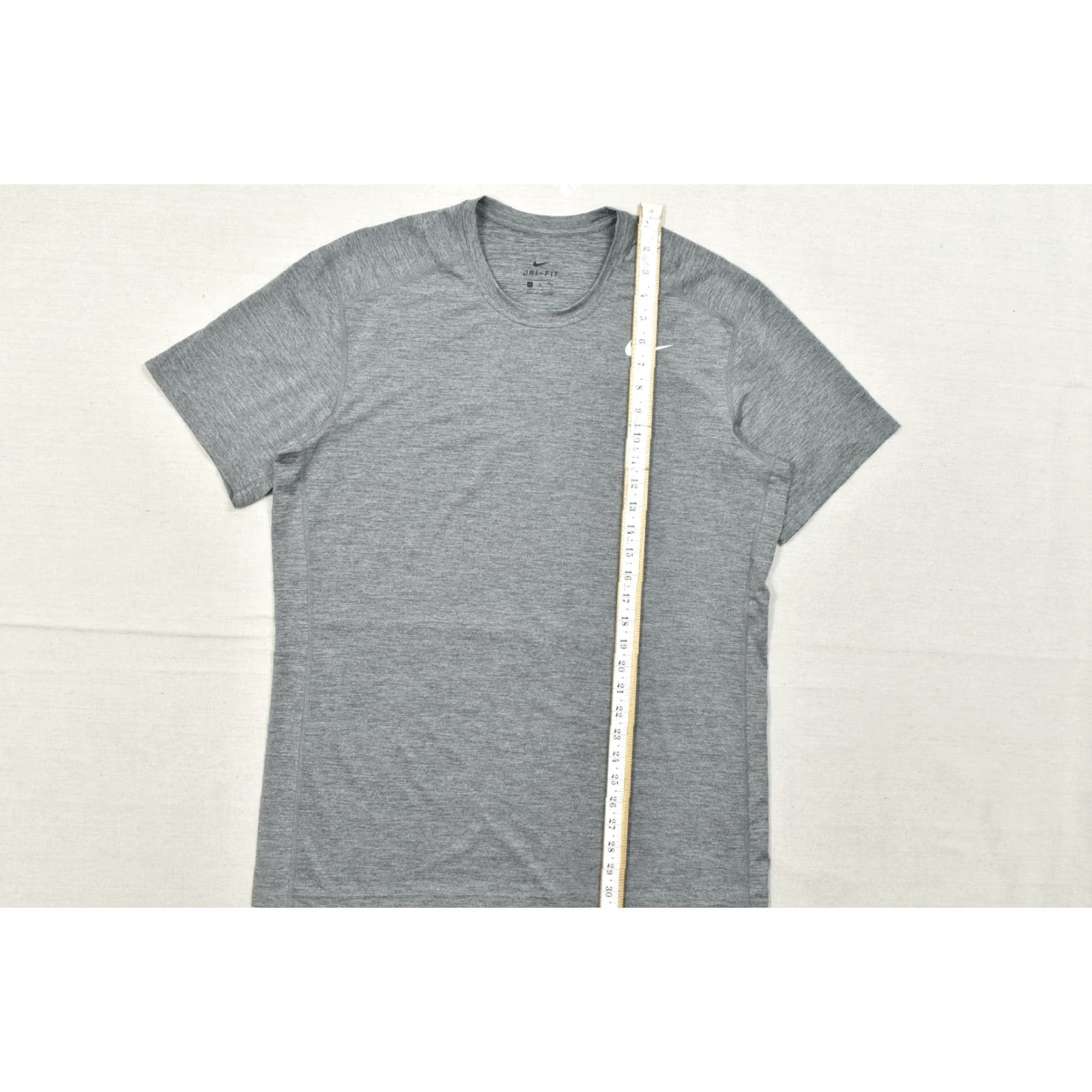 Nike Nike Dri-Fit Shirt Men XL Gray Heathered Short Sleeve Training Shirt Activewear Size US XL / EU 56 / 4 - 2 Thumbnail
