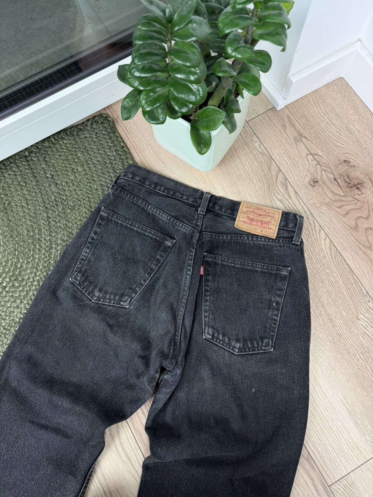 Levi's × Vintage 1990’s Vintage Levi’s 536 Charcoal Grey Denim Jeans 32X32 Size US 32 / EU 48 - 12 Thumbnail