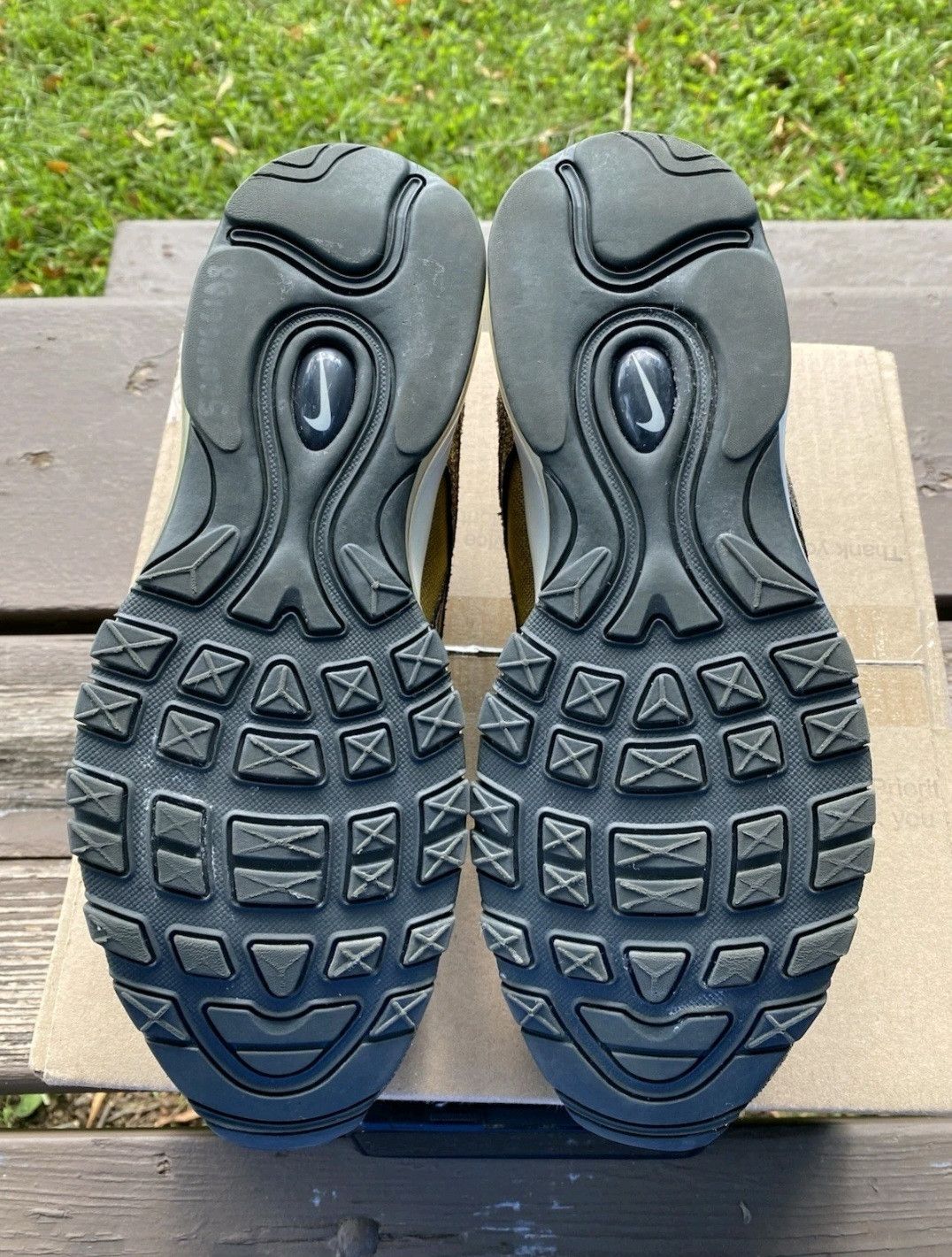 Nike Wmns Nike Air Max 97 Golden Gals Size 11.5 W / 10 Men Size US 11.5 / IT 41.5 - 6 Thumbnail