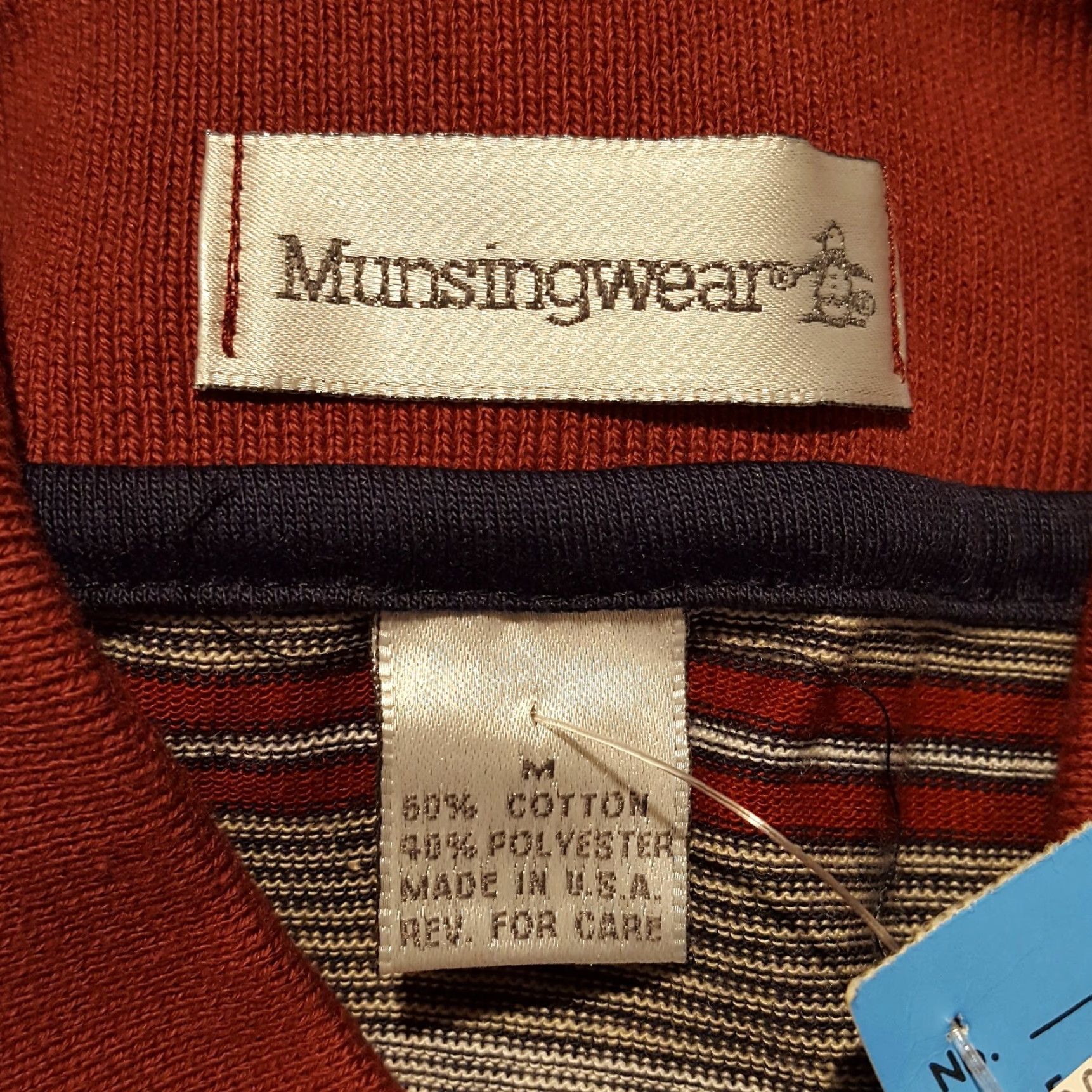 Vintage VINTAGE MunsingWear Polo Shirt Mens 90s Red Striped Short Sleeve Golf Tennis Surf (Size M) Size US M / EU 48-50 / 2 - 4 Thumbnail