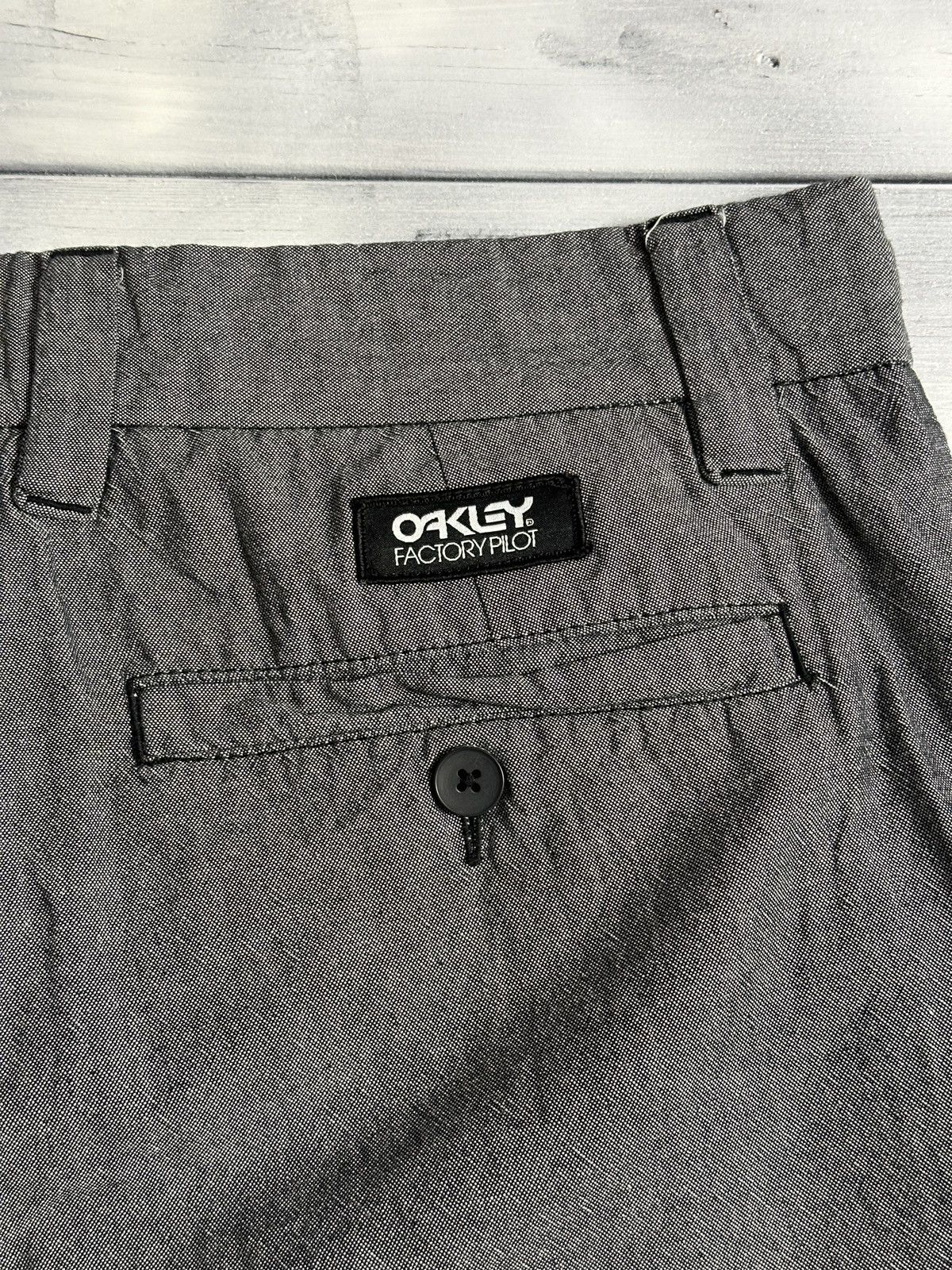 Japanese Brand Rare Shorts Oakley Small Logo Japan Brands Outdoor style. Size US 32 / EU 48 - 2 Thumbnail