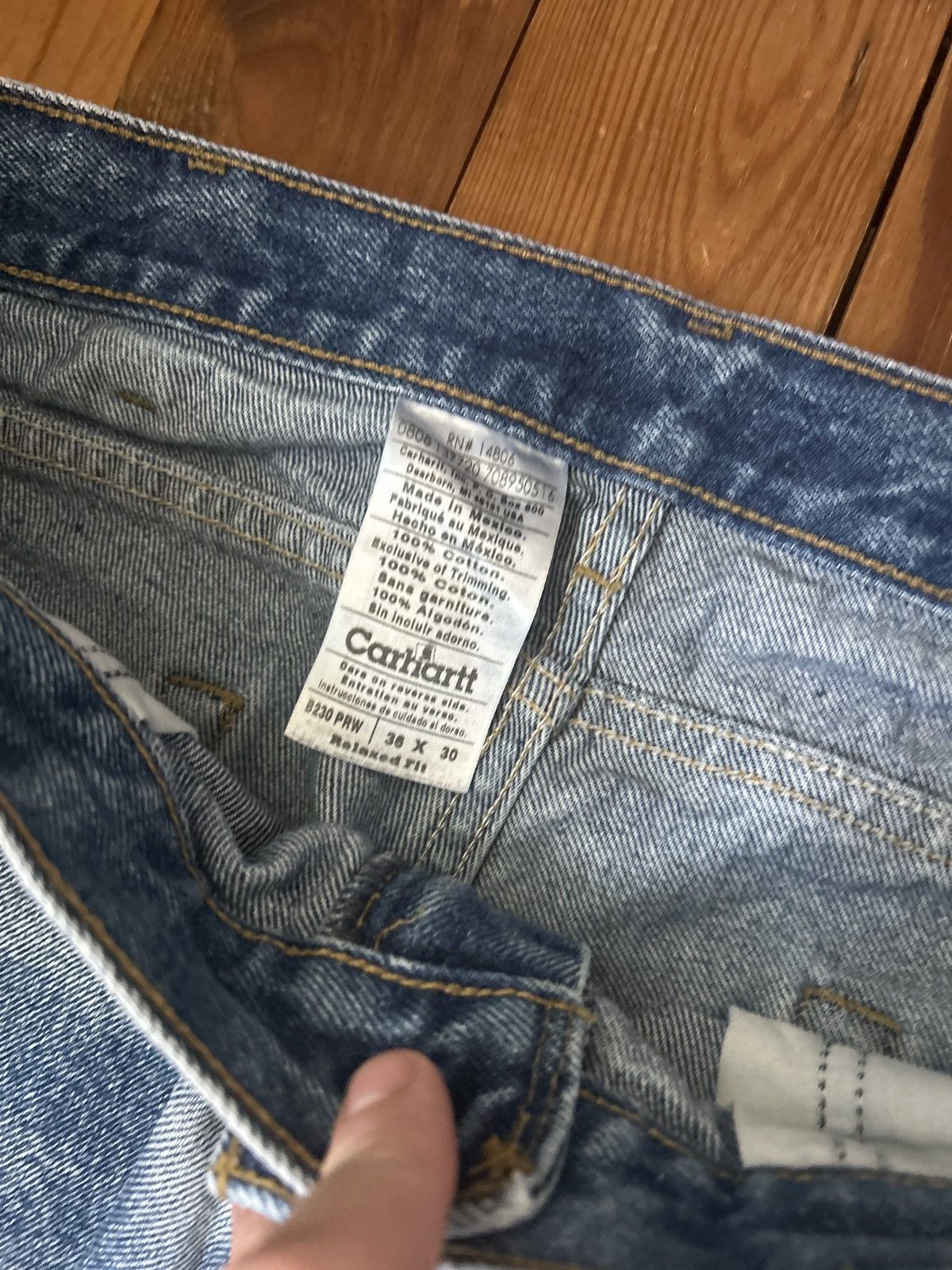 Carhartt × Vintage Vintage 90s Carhartt Medium Wash Denim Blue Jeans Size US 34 / EU 50 - 3 Thumbnail