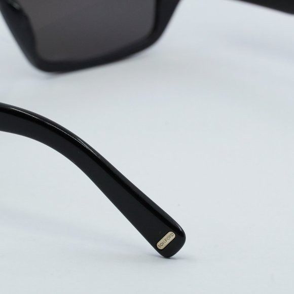 Tom Ford Tom Ford Silvano-02 FT0989 01A Sunglasses Black Rectangle Size ONE SIZE - 7 Thumbnail
